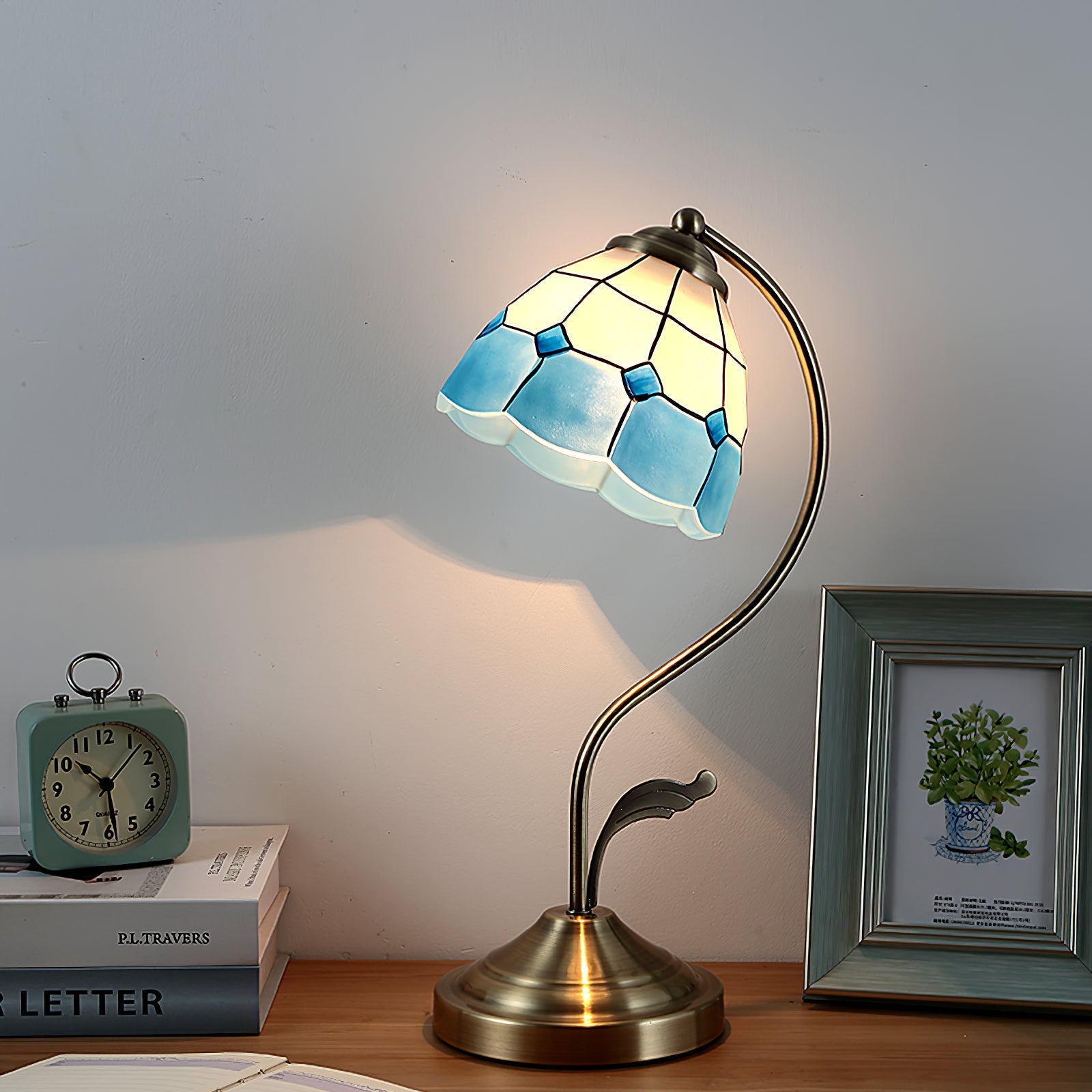 Lámpara de Mesa Elegante con Pantalla de Vidrio en Forma de Flor, Base E27, Metal y Vidrio, Ideal para Mesita de Noche y Escritorio 6