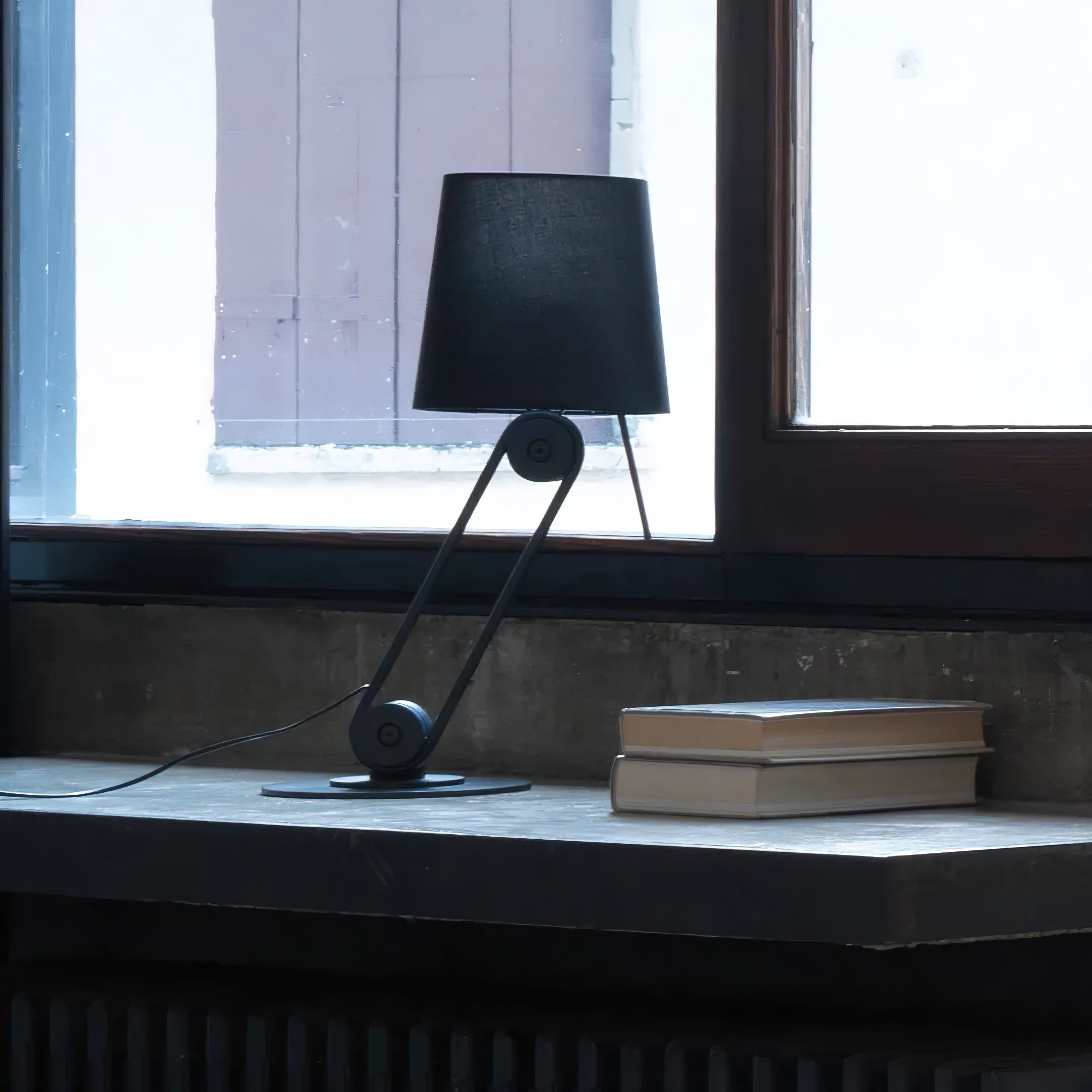 Lámpara de Mesa Elegante de Hierro con Pantalla Ajustable – Ideal para Mesitas de Noche y Ambientes Sofisticados 4