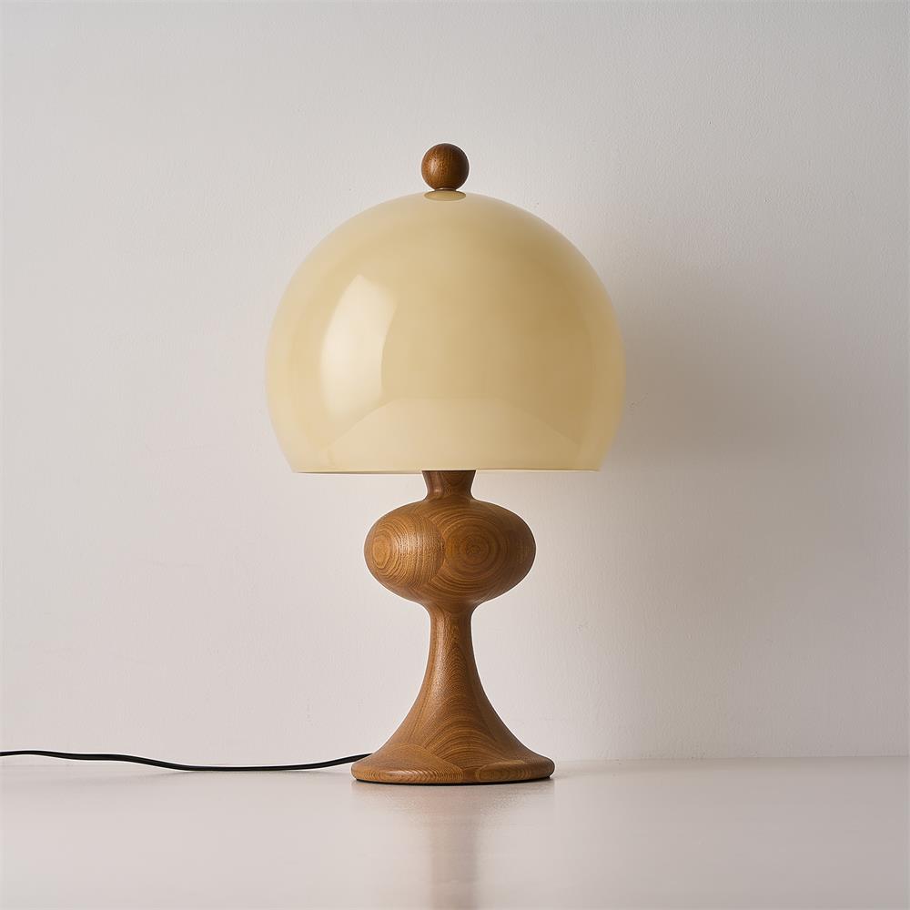 Lámpara de Mesa Escultural con Base de Madera y Pantalla de Vidrio en Beige 0