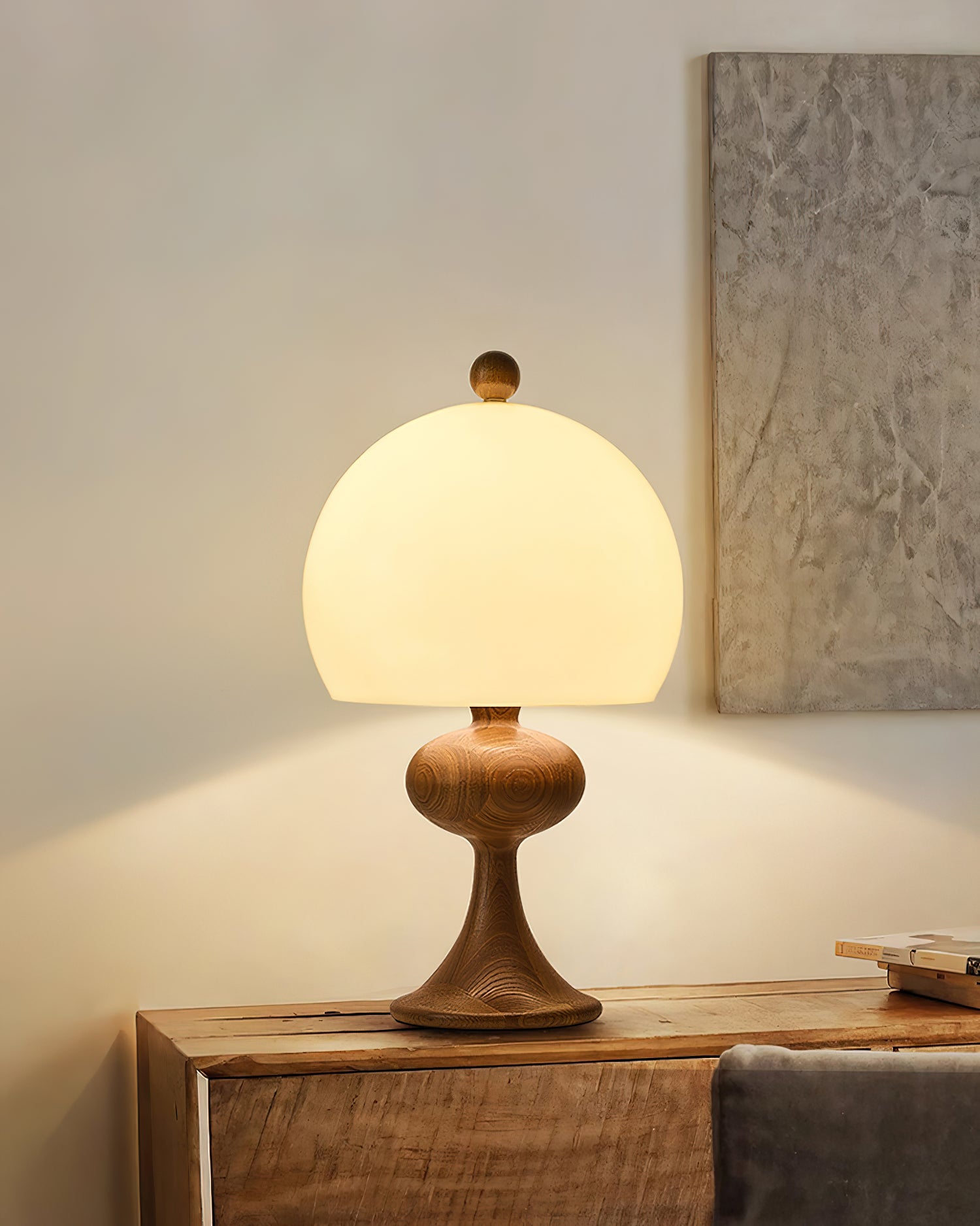 Lámpara de Mesa Escultural con Base de Madera y Pantalla de Vidrio en Beige 6