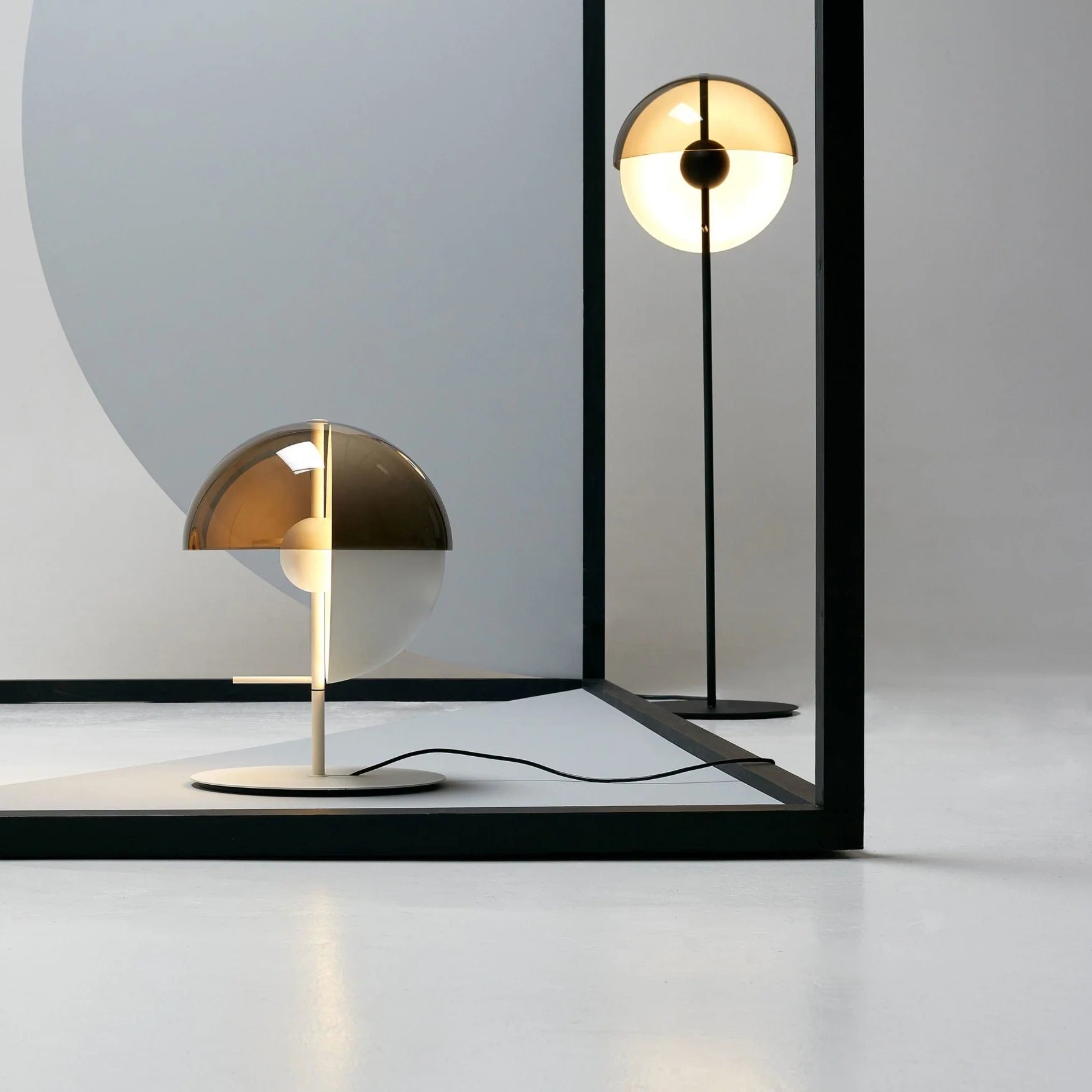 Lámpara de Mesa LED Eficiente con Diseño Contemporáneo en Hierro y Vidrio, 11.8 x 17.7 – Ideal para Oficina y Sala de Estar 6