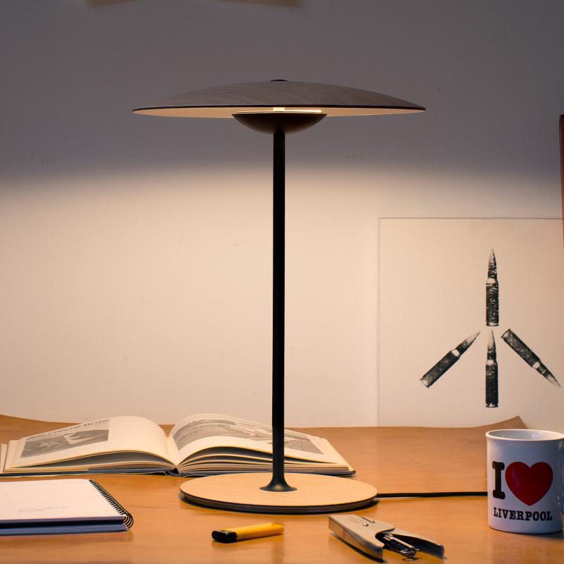 Lámpara de Mesa LED Ginger con Estructura de Aluminio y Ópticas Especiales – Diámetro 35cm 3