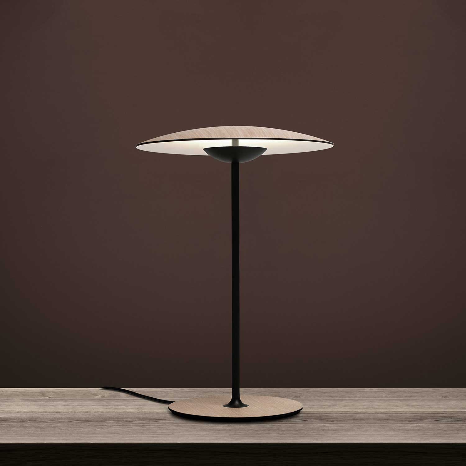 Lámpara de Mesa LED Ginger con Estructura de Aluminio y Ópticas Especiales – Diámetro 35cm 5