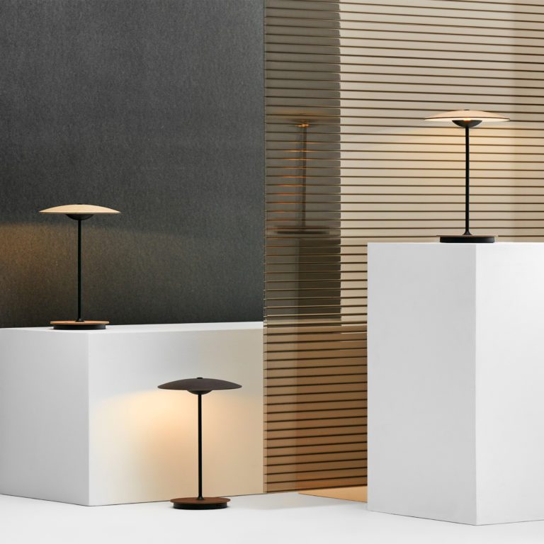 Lámpara de Mesa LED Ginger con Estructura de Aluminio y Ópticas Especiales – Diámetro 35cm 8