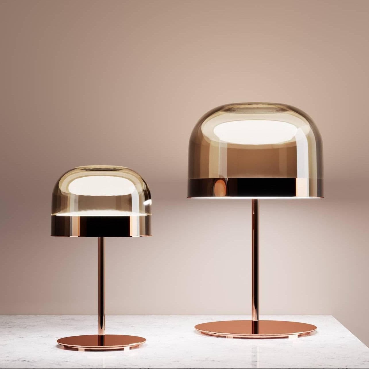 Lámpara de Mesa LED Moderna de Metal y Vidrio con Luz Cálida – Opciones de Acabado en Negro y Oro Rosa 3