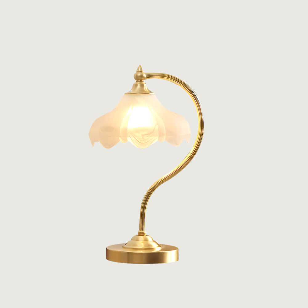 Lámpara de Mesa Magnolya de Brass y Vidrio con Diseño Artístico – Compatible con LED y Edison, 42cm de Altura 1