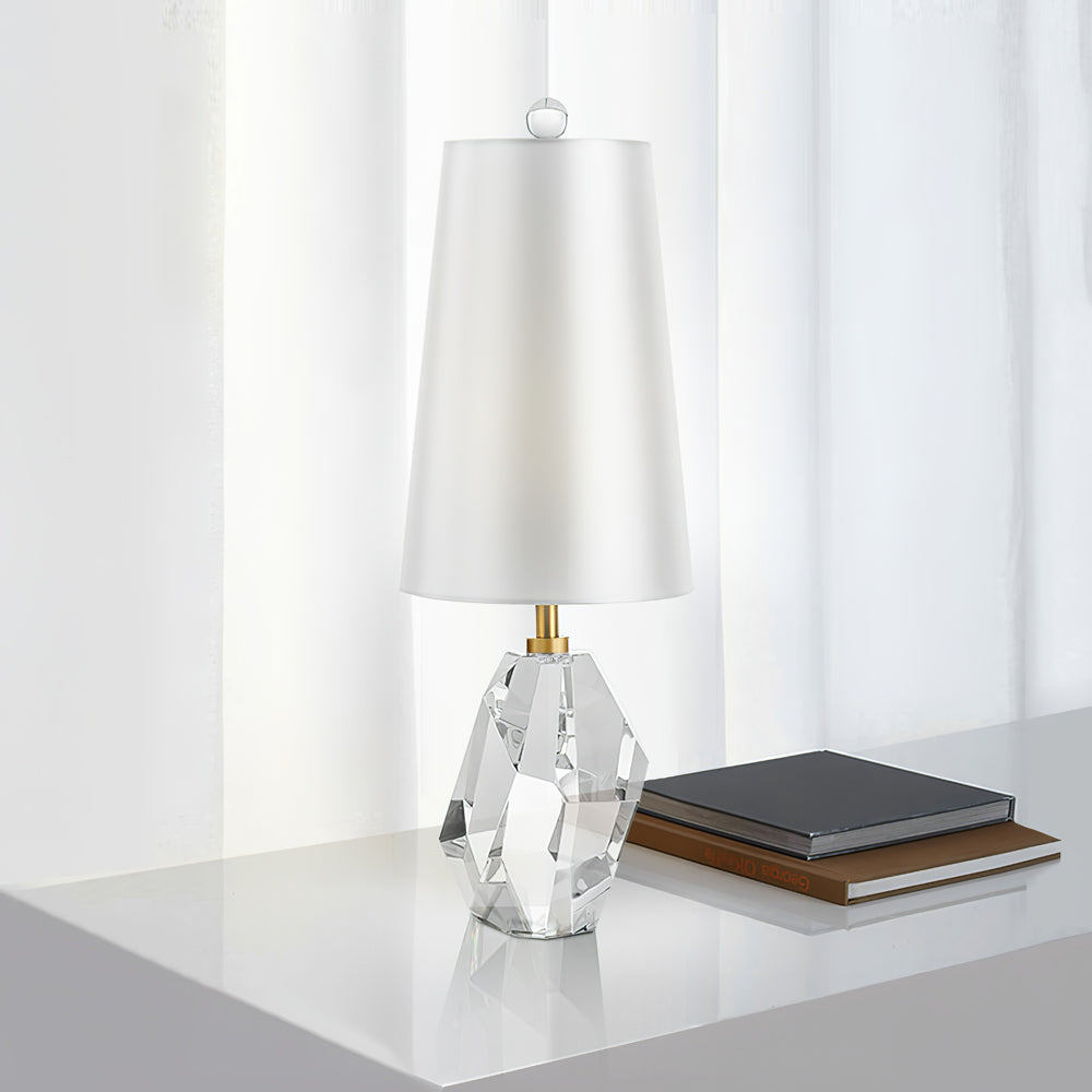 Lámpara de Mesa Marcella de Cristal Cortado, Diseño Moderno con Pantalla Blanca, Ideal para Mesitas de Noche y Espacios Reducidos 3