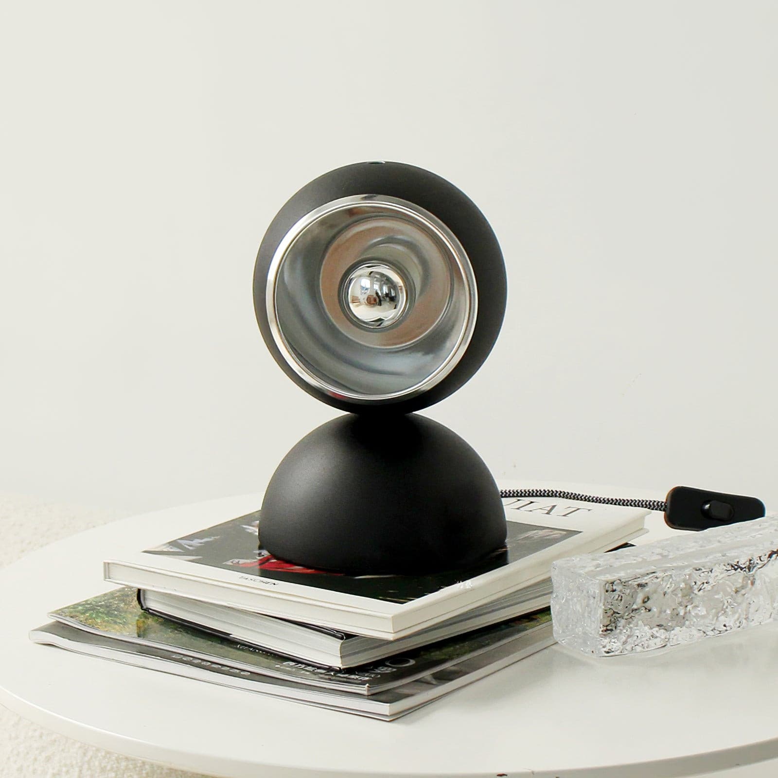 Lámpara de Mesa Moderna Mickey con Diseño Elegante y Base E26/E27 - Ideal para Interiores 11