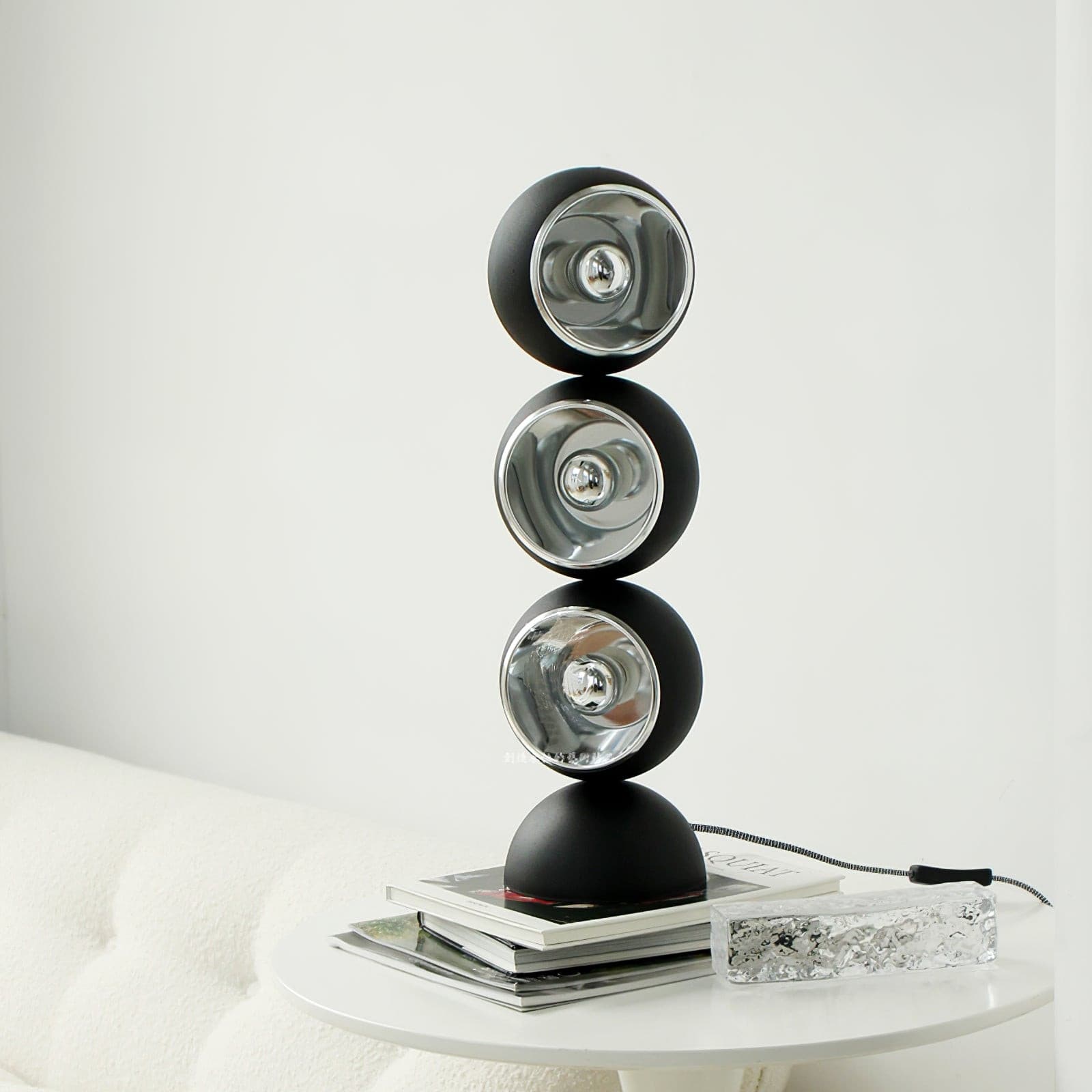 Lámpara de Mesa Moderna Mickey con Diseño Elegante y Base E26/E27 - Ideal para Interiores 12