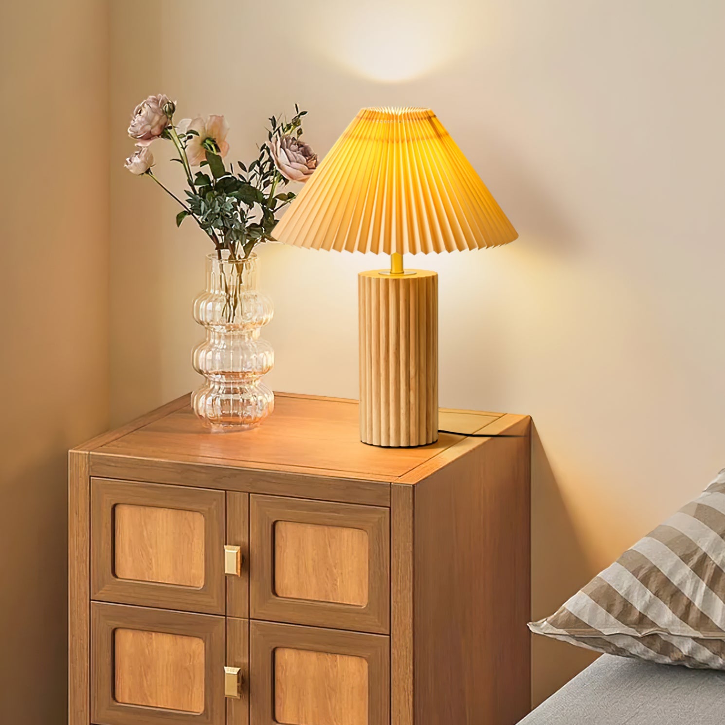Lámpara de Mesa Moderna con Base de Madera, 35cm Diámetro, Ideal para Mesitas de Noche y Decoración Interior 4