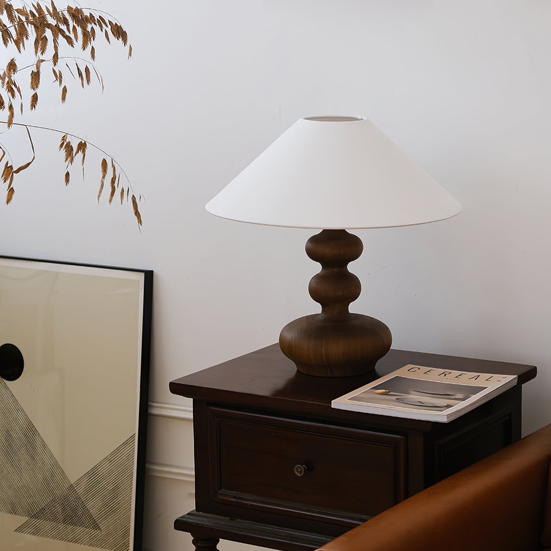 Lámpara de Mesa Moderna con Base de Madera y Pantalla de Tela – Diseño Vintage 7