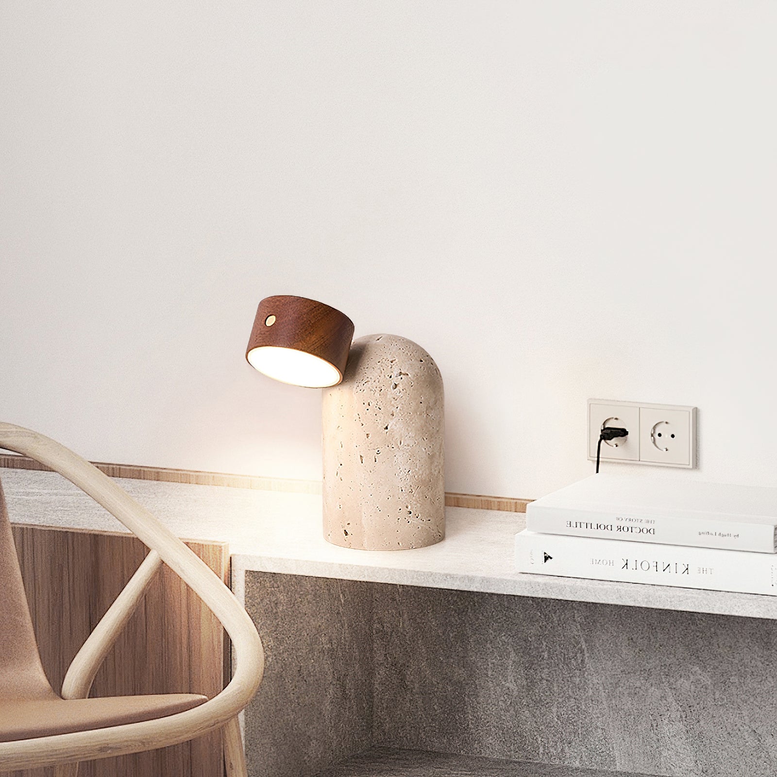 Lámpara de Mesa Moderna con Base de Travertino y Cabeza de Madera Ajustable – Diseño Inalámbrico para Mesita de Noche 2