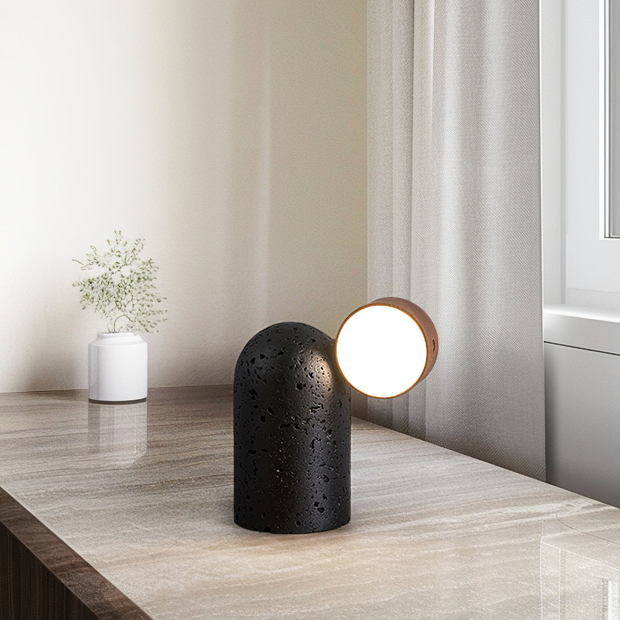 Lámpara de Mesa Moderna con Base de Travertino y Cabeza de Madera Ajustable – Diseño Inalámbrico para Mesita de Noche 3