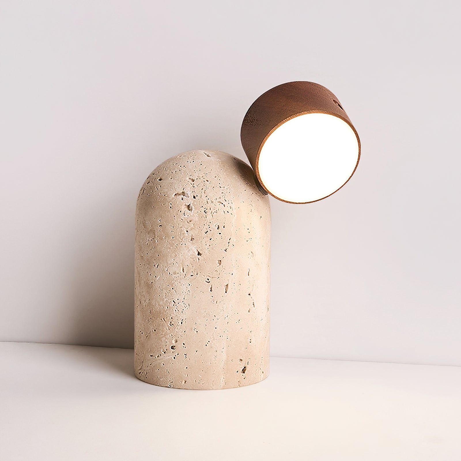 Lámpara de Mesa Moderna con Base de Travertino y Cabeza de Madera Ajustable – Diseño Inalámbrico para Mesita de Noche 8
