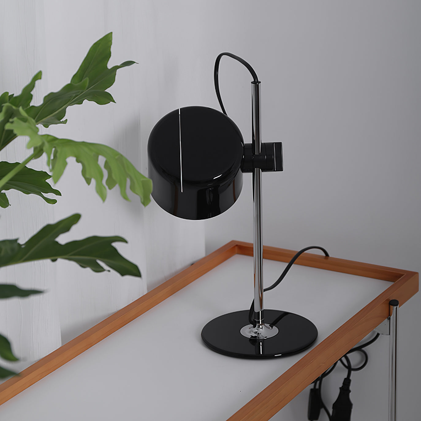 Lámpara de Mesa Moderna con Pantalla Ajustable y Base de Disco en Cromo – Ideal para Escritorio y Mesita de Noche 5