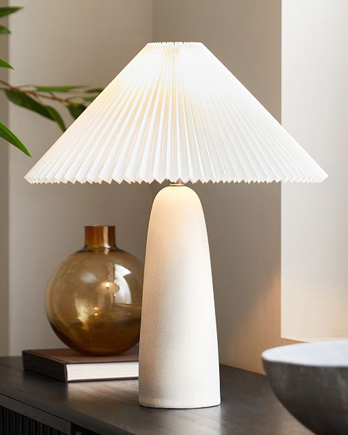 Lámpara de Mesa Moderna de Cerámica Beige y Verde con Pantalla Plisada para Escritorio y Mesita de Noche 7