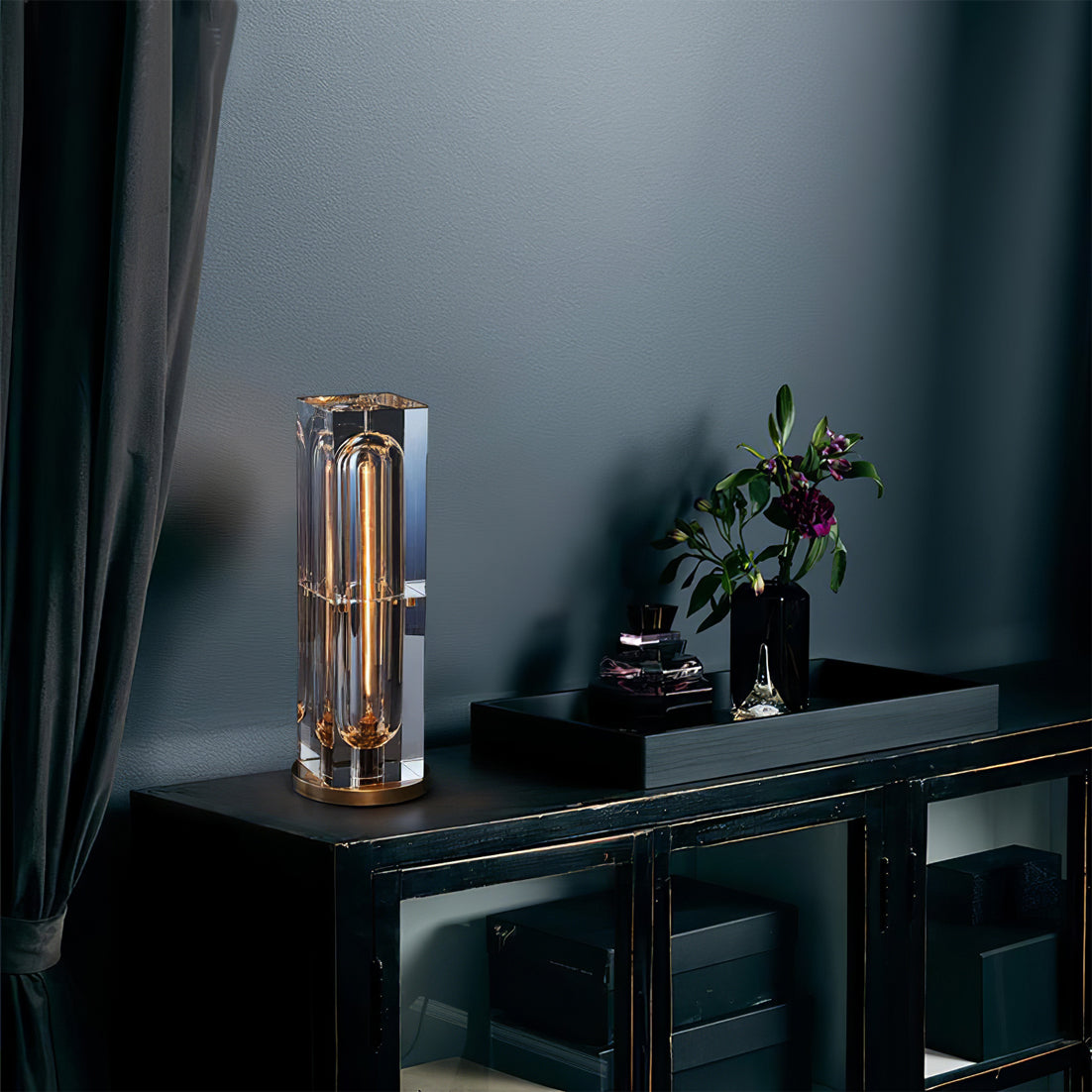Lámpara de Mesa Moderna de Cristal y Latón con Base E14 – Diseño Único para Interiores 6