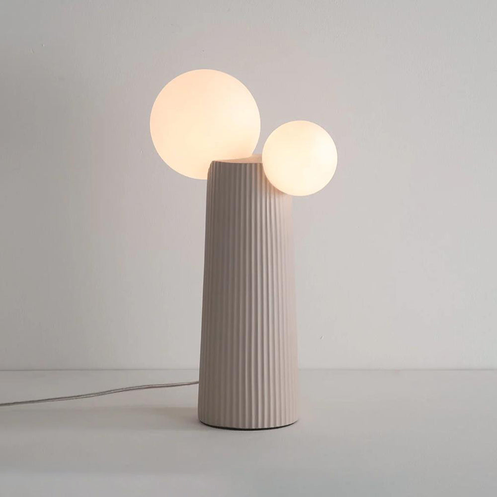 Lámpara de Mesa Moderna de Resina y Vidrio, Diseño Escultural para Interiores - 21 cm Diámetro, Varios Colores 10