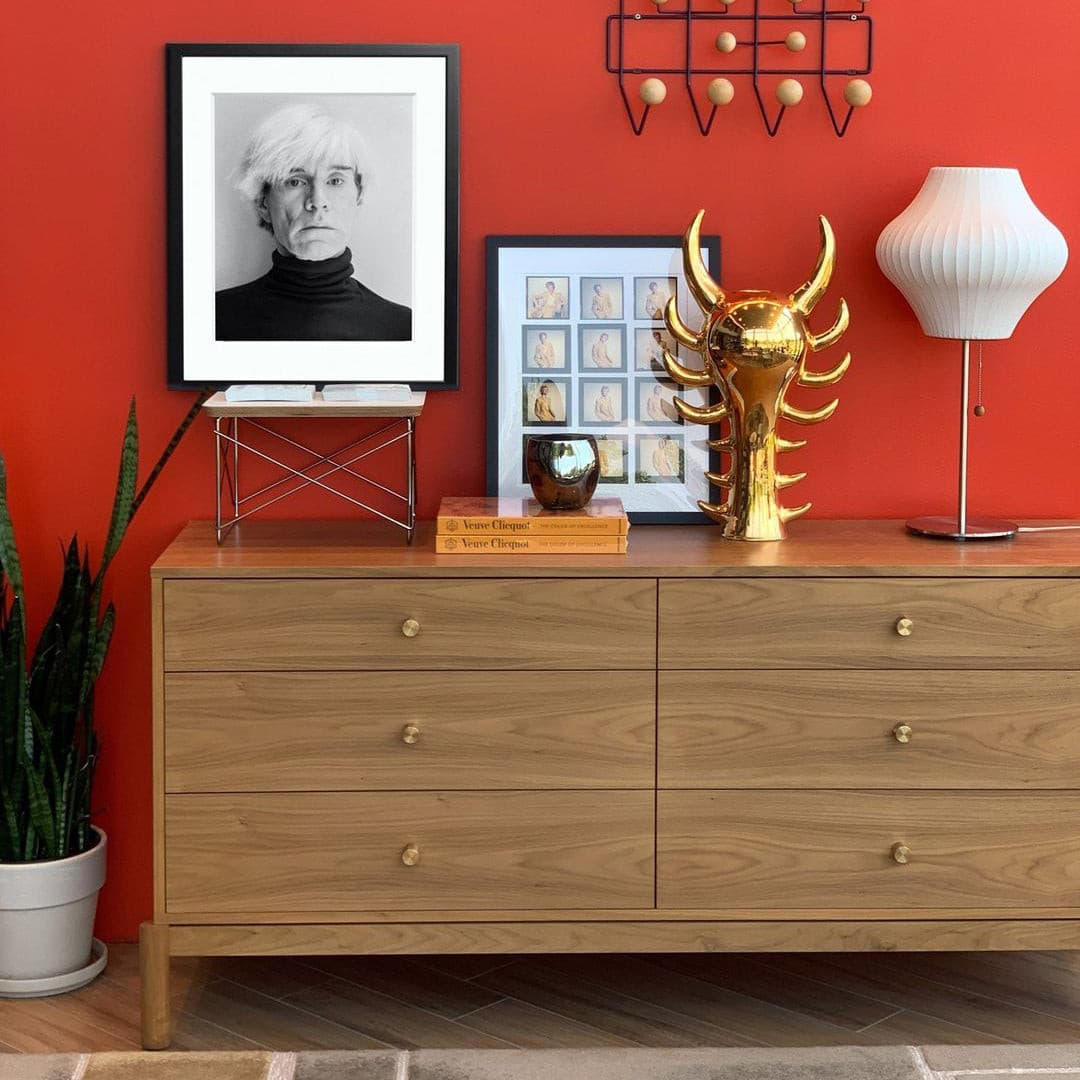 Lámpara de Mesa Nelson con Pantalla Elegante y Base de Acero – Diseño Clásico 7