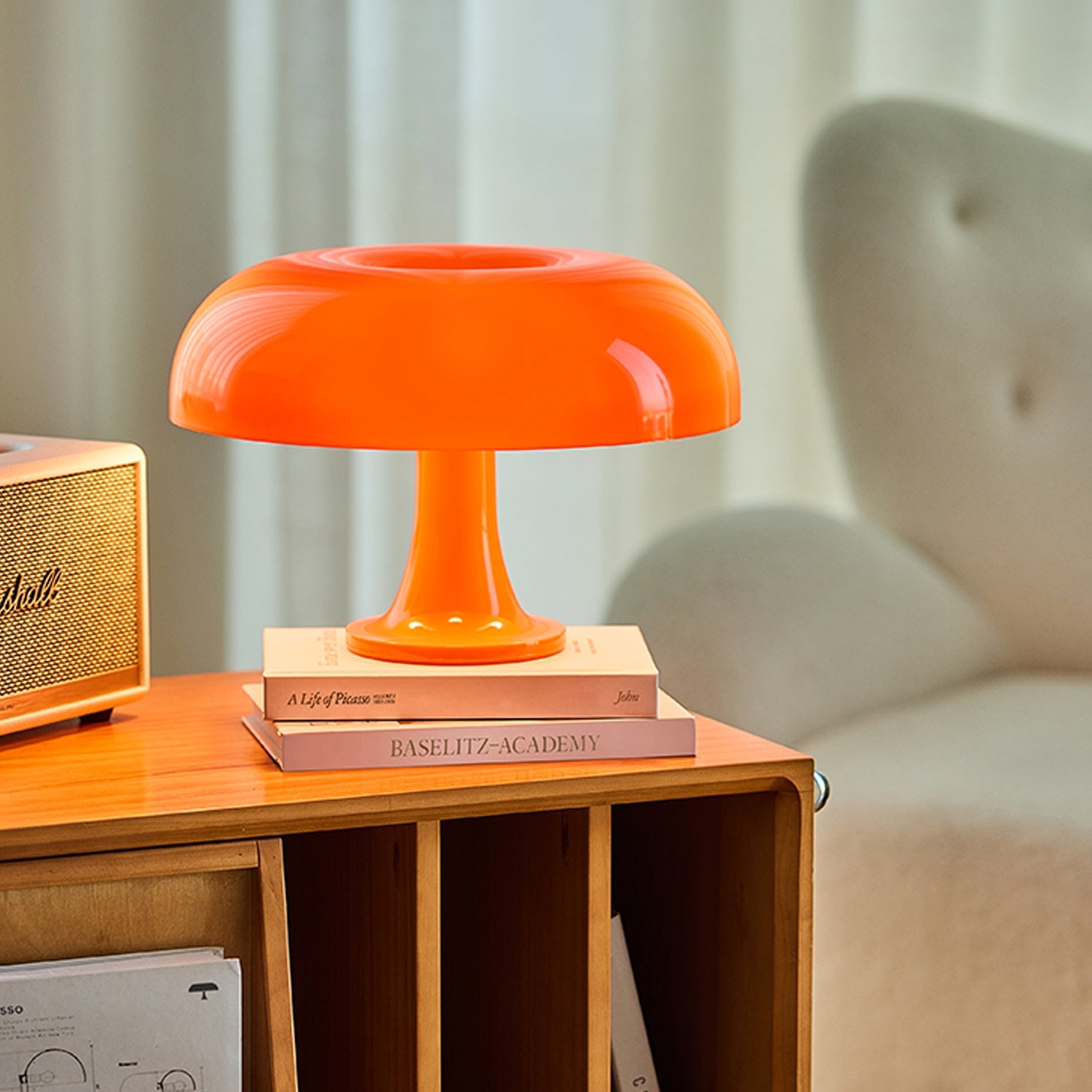 Lámpara de Mesa Nesso de Estilo Moderno en Colores Naranja y Blanco – Diseño Futurista 2
