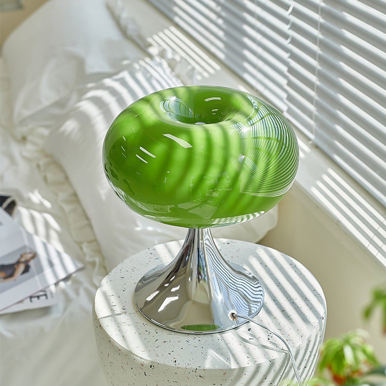 Lámpara de Mesa Piruleta LED Colorida – Diseño Moderno, 28 cm Diámetro, Metal y Vidrio para Decoración Interior 4