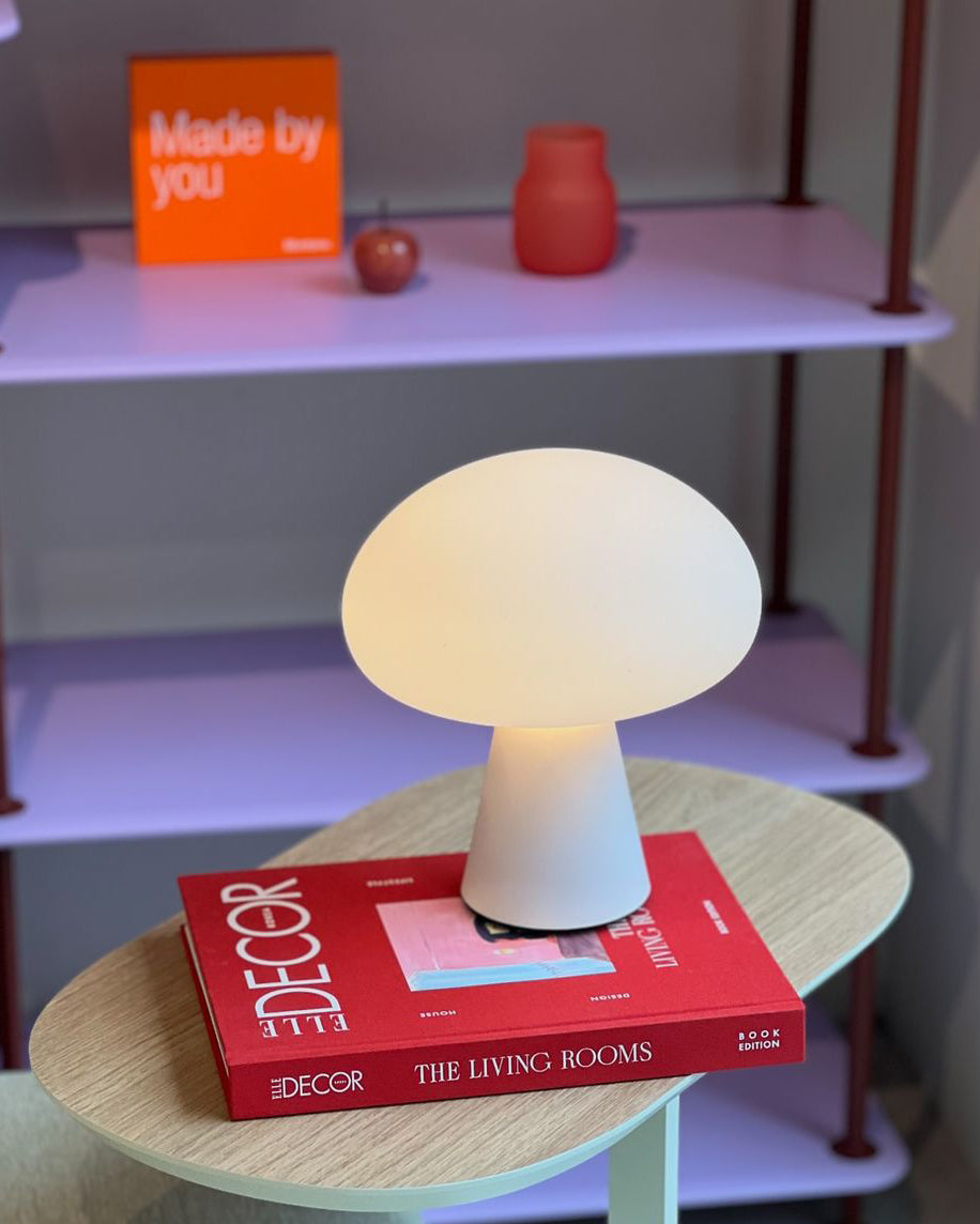 Lámpara de Mesa Portátil Obello con Luz LED de Tres Colores y Puerto USB - Ideal para Mesita de Noche y Escritorio 3