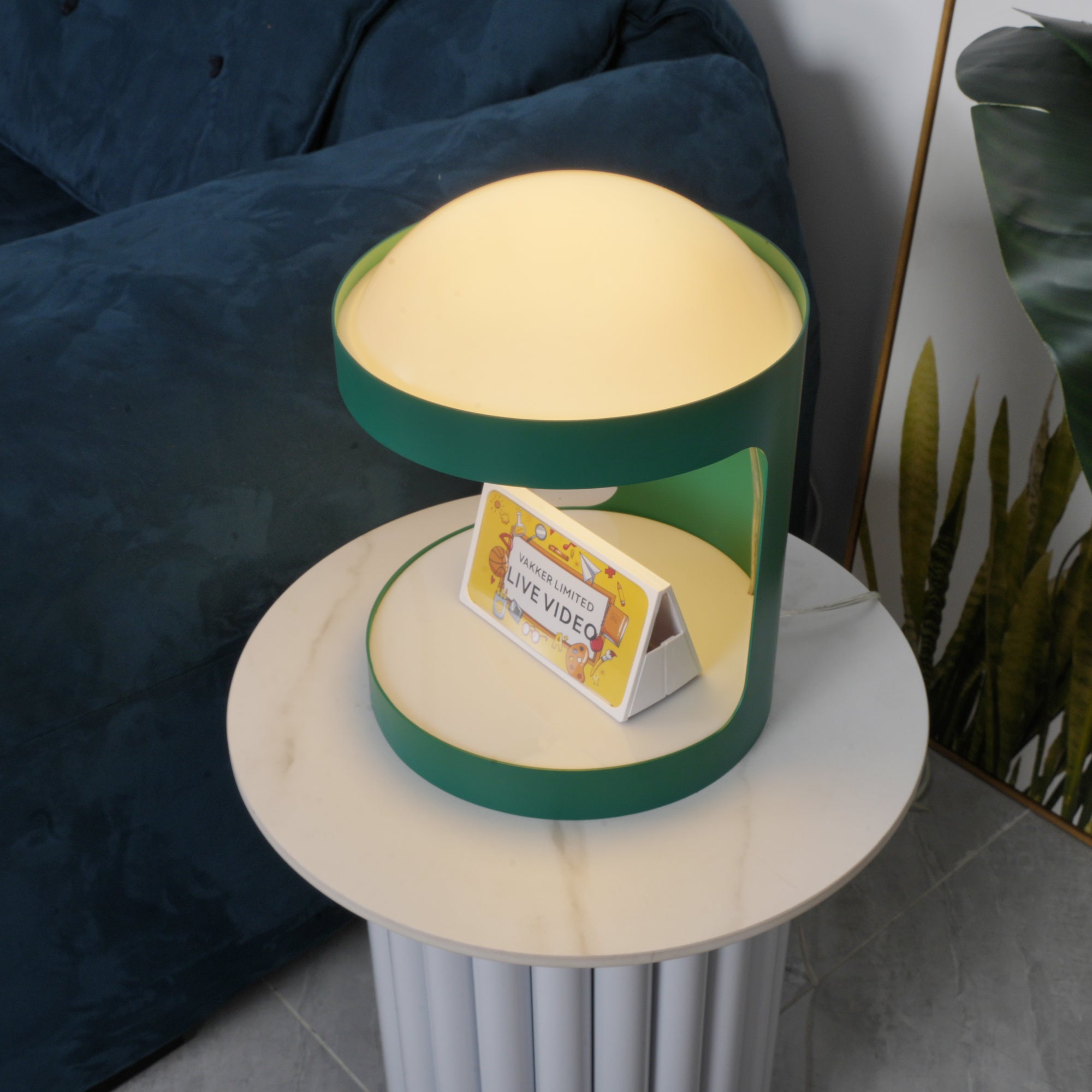 Lámpara de Mesa Regulable con Bandeja, Estilo Gótico, Luz LED, 26cm Diámetro – Ideal para Escritorios y Mesitas de Noche 3