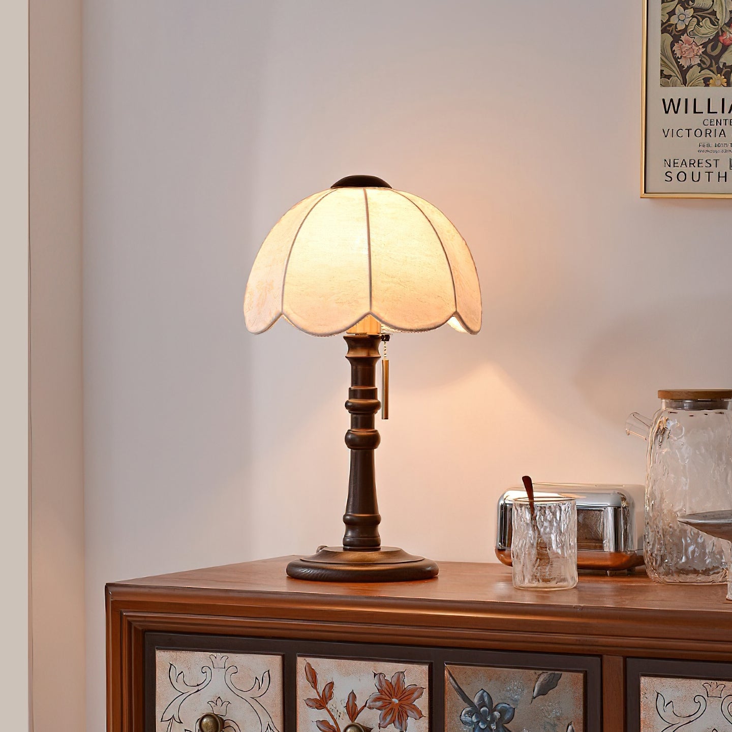Lámpara de Mesa Retro con Sombrilla - Diseño Francés, Base de Madera, Pantalla de Tela 5