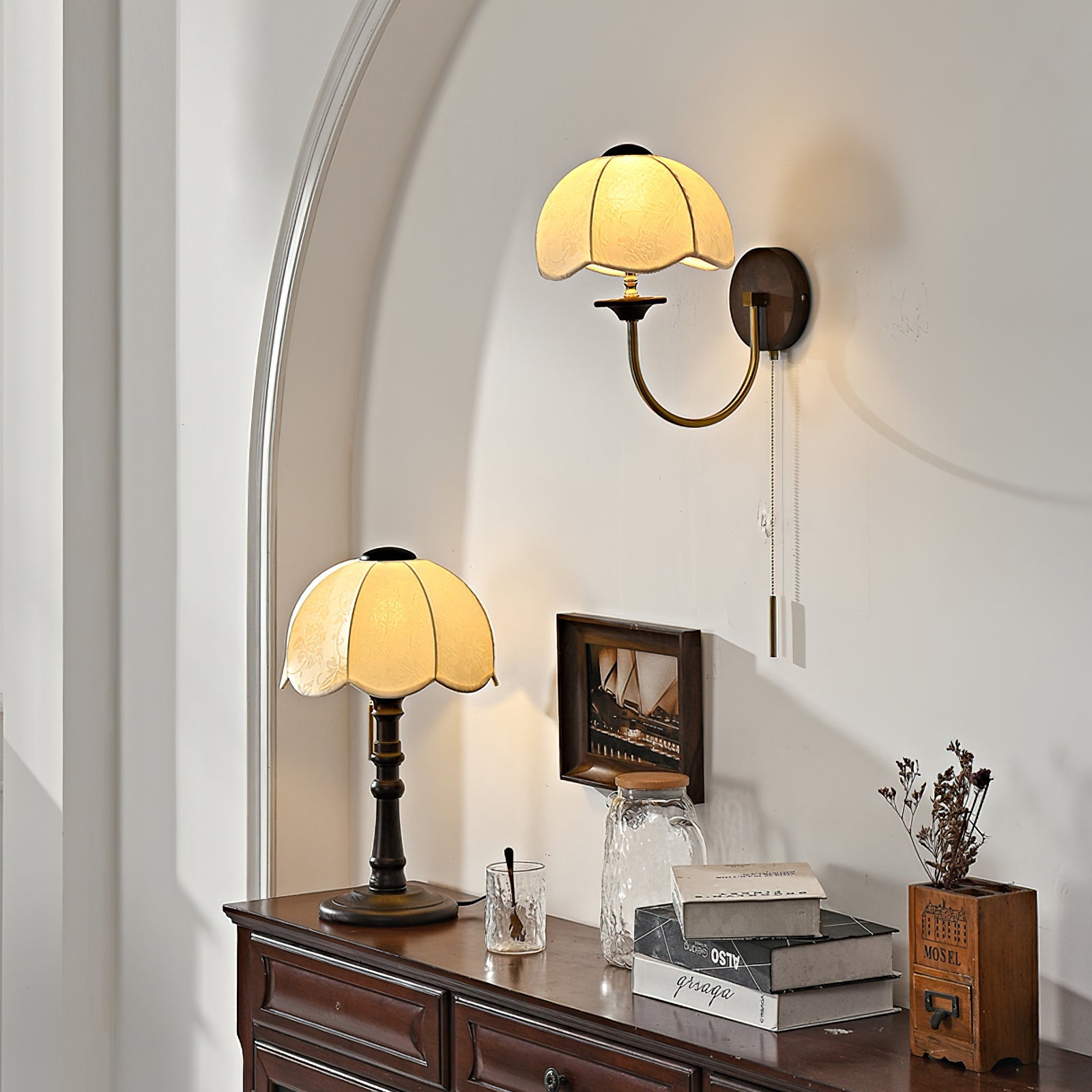 Lámpara de Mesa Retro con Sombrilla - Diseño Francés, Base de Madera, Pantalla de Tela 6