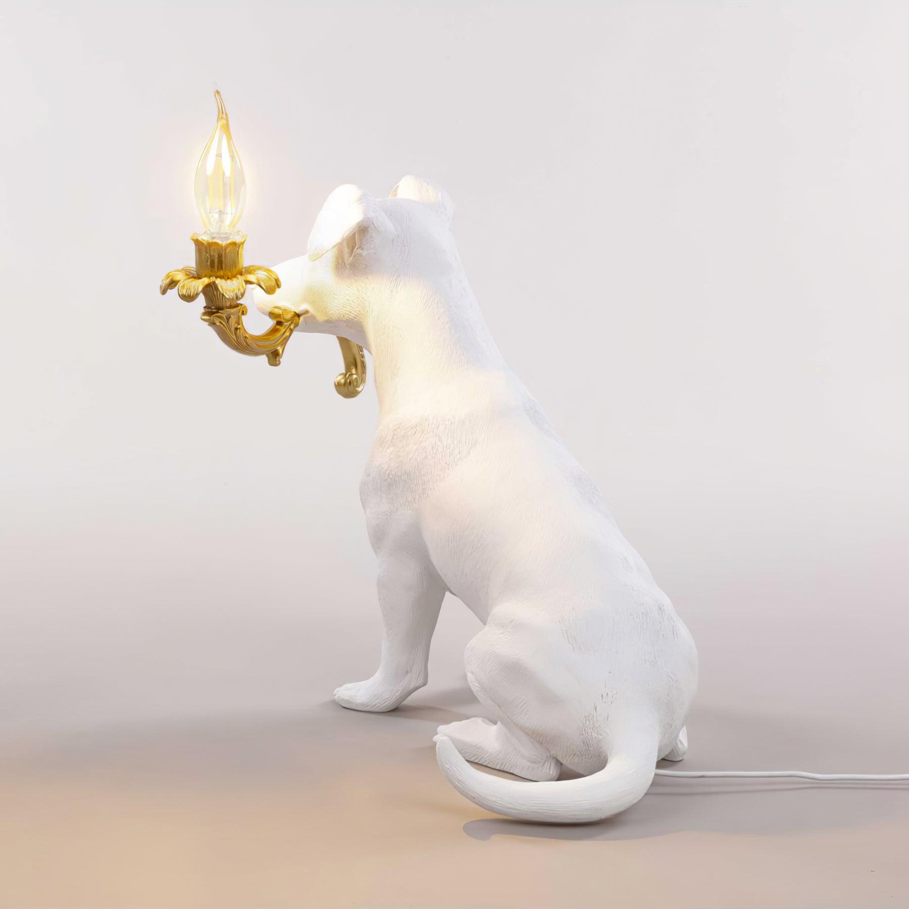 Lámpara de Mesa Rio con Diseño de Perro en Resina y Metal, Color Blanco y Dorado, Ideal para Mesitas de Noche 3