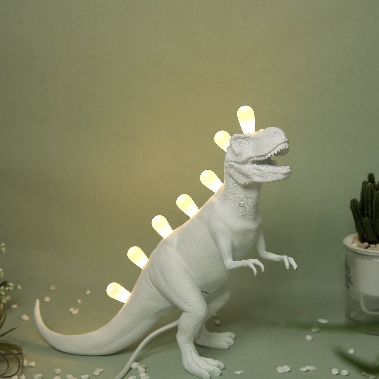 Lámpara de Mesa Stegosaurus de Resina LED, Diseño Creativo para Mesita de Noche o Escritorio, Tamaño Rex y Bronto 8