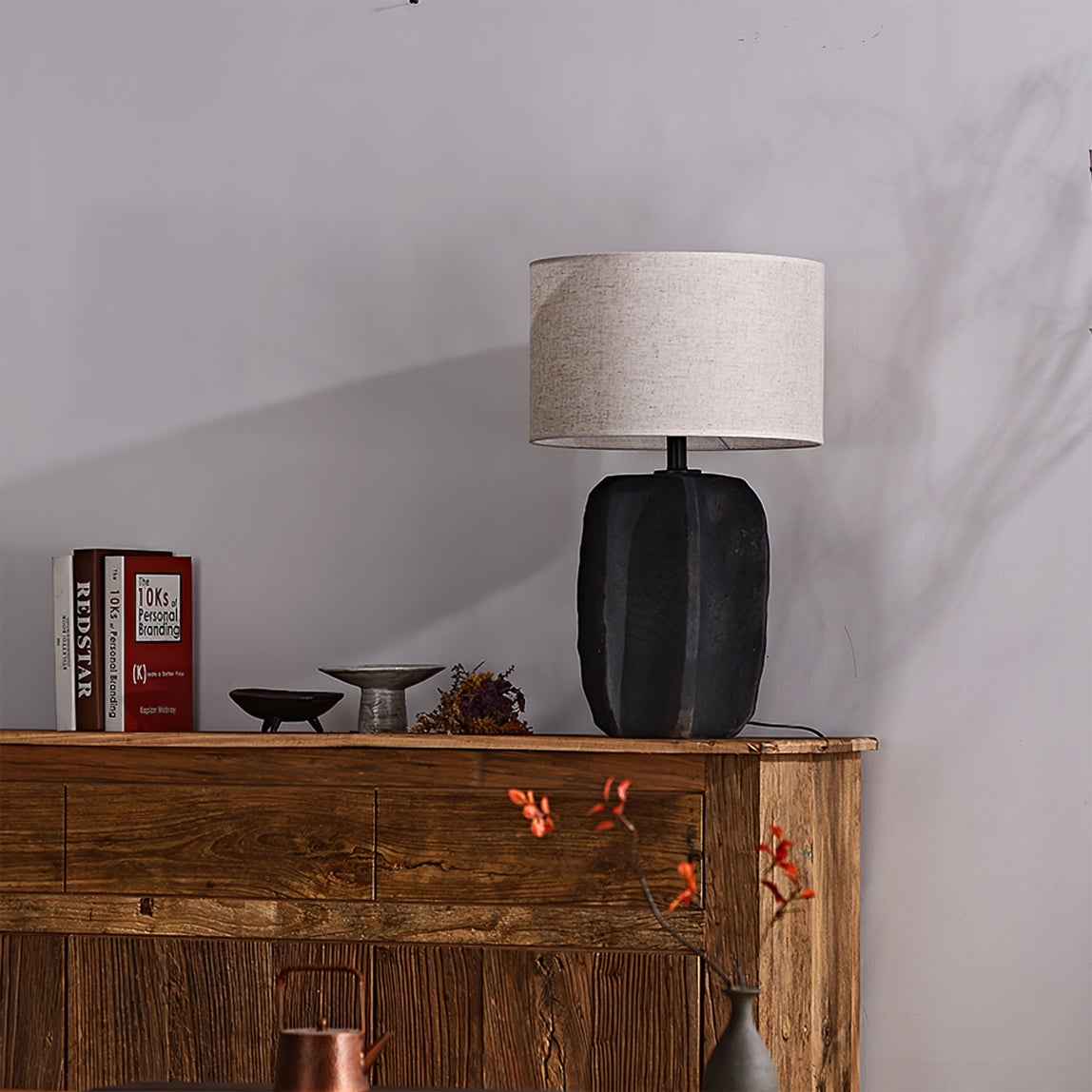 Lámpara de Mesa Torso de Cerámica con Pantalla de Tela – Diseño Sofisticado y Duradero 6