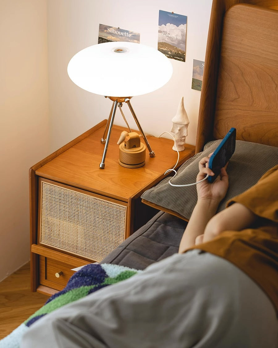 Lámpara de Mesa UFO de Vidrio Moderno, 30 cm Diámetro, Base E26, Ideal para Mesita de Noche o Escritorio 5