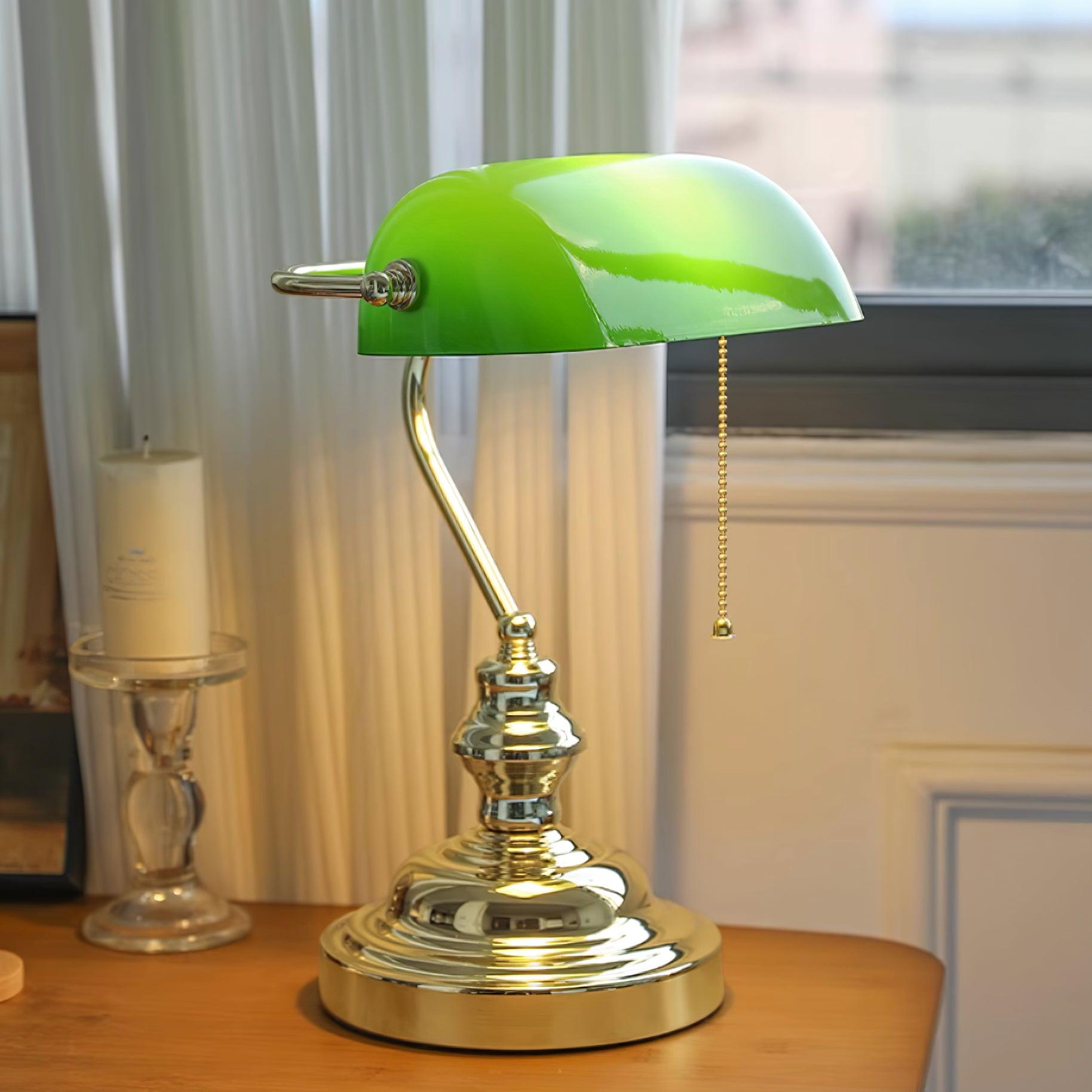 Lámpara de Mesa Vintage con Pantalla de Vidrio Verde y Base Metálica - Ideal para Oficina y Biblioteca, 26 cm Diámetro, 36 cm Altura 0