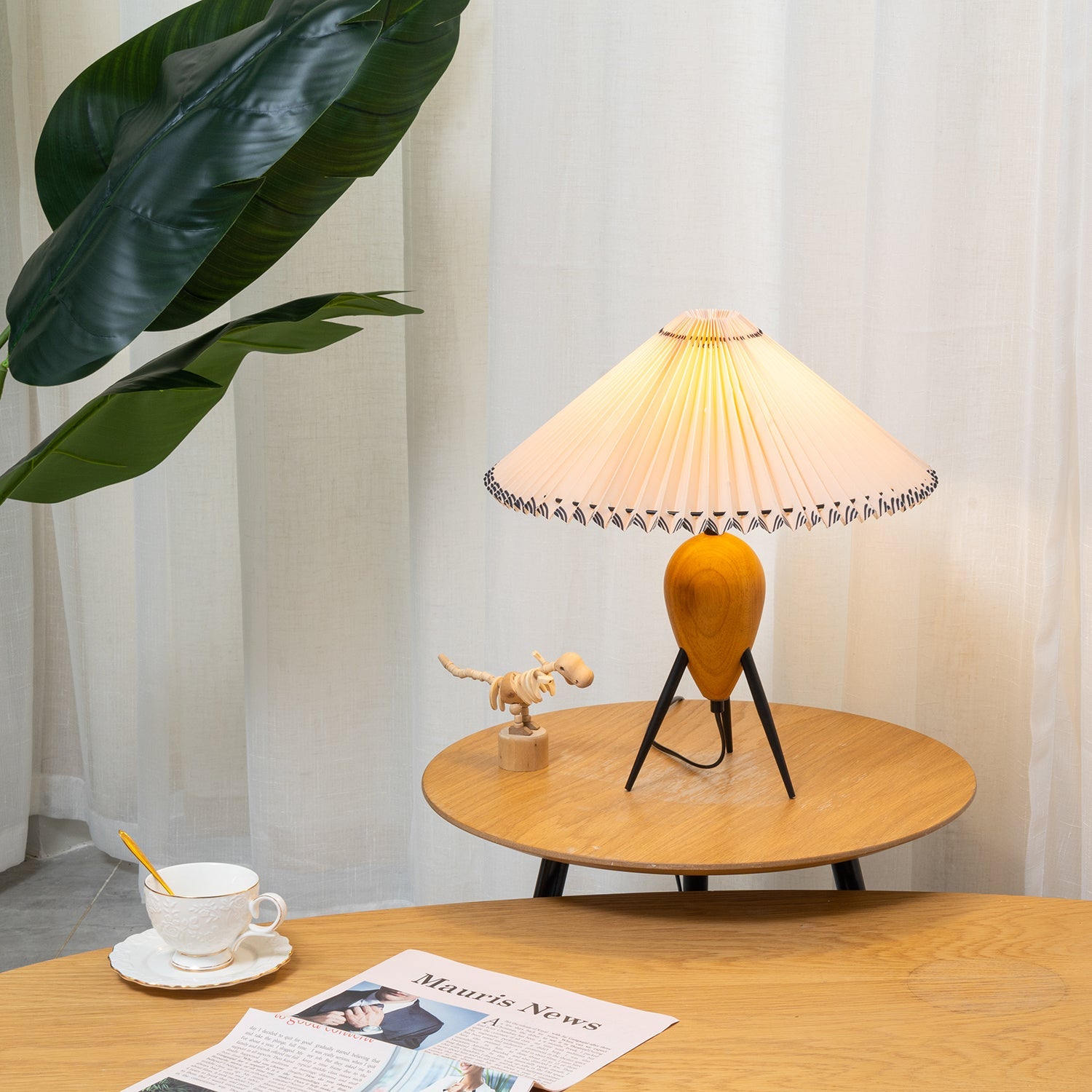 Lámpara de Mesa Vintage de Madera y Metal con Diseño Único – 40cm de Diámetro 4