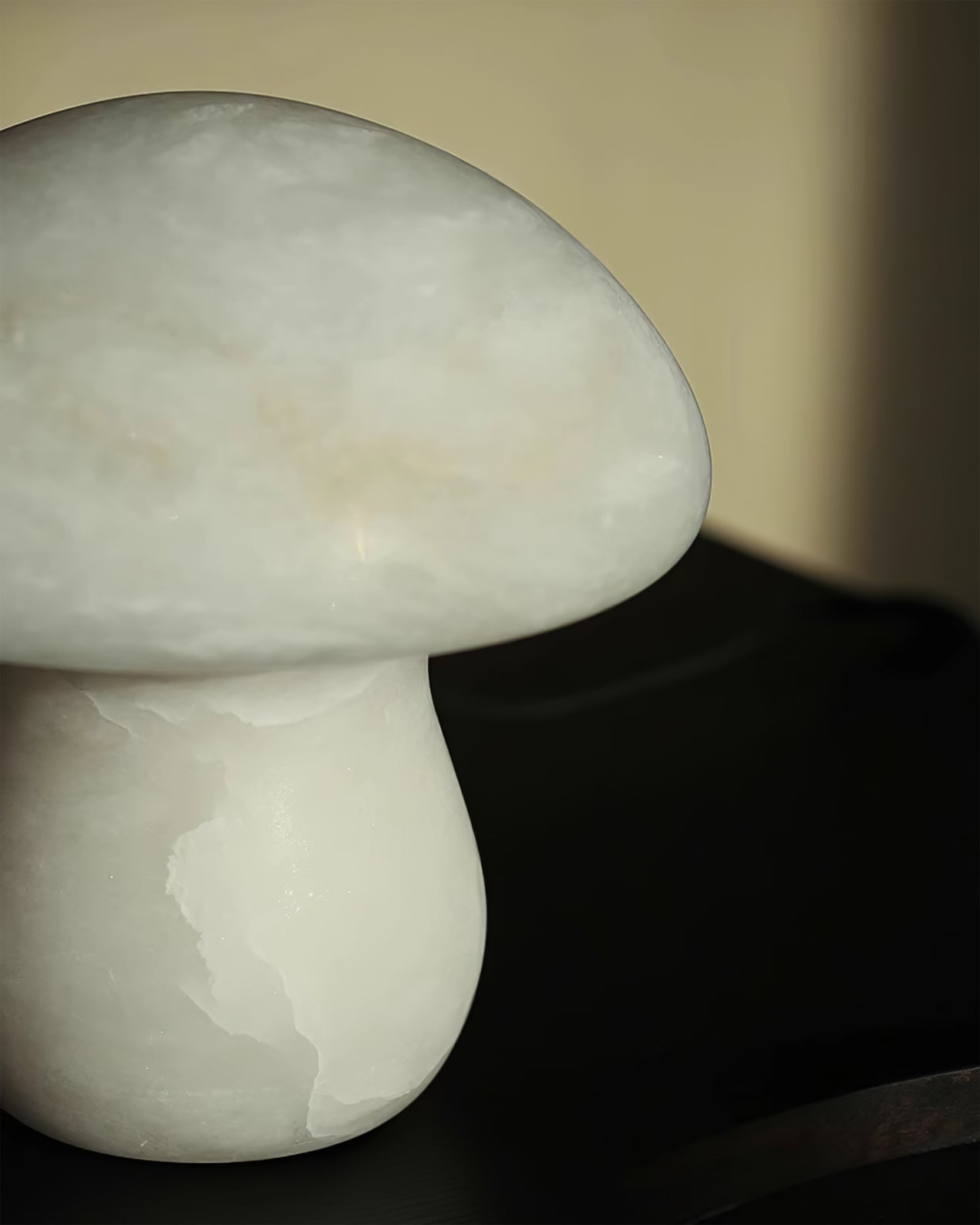 Lámpara de Mesa de Alabastro en Forma de Hongo – Diseño Moderno y Acogedor 6