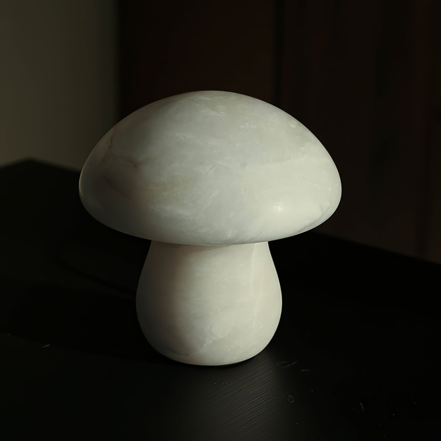Lámpara de Mesa de Alabastro en Forma de Hongo – Diseño Moderno y Acogedor 7