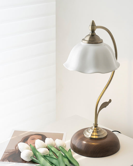Lámpara de Mesa de Cerámica Blanca con Pantalla Floral y Control Táctil – Ideal para Escritorios y Mesas de Noche 3