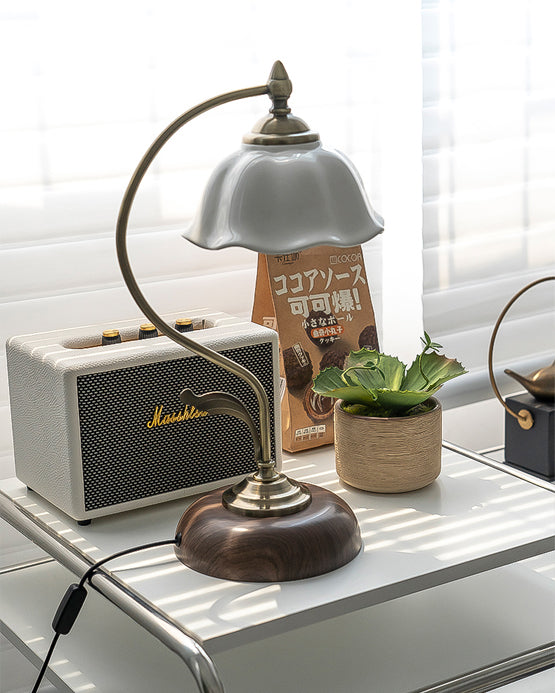 Lámpara de Mesa de Cerámica Blanca con Pantalla Floral y Control Táctil – Ideal para Escritorios y Mesas de Noche 8