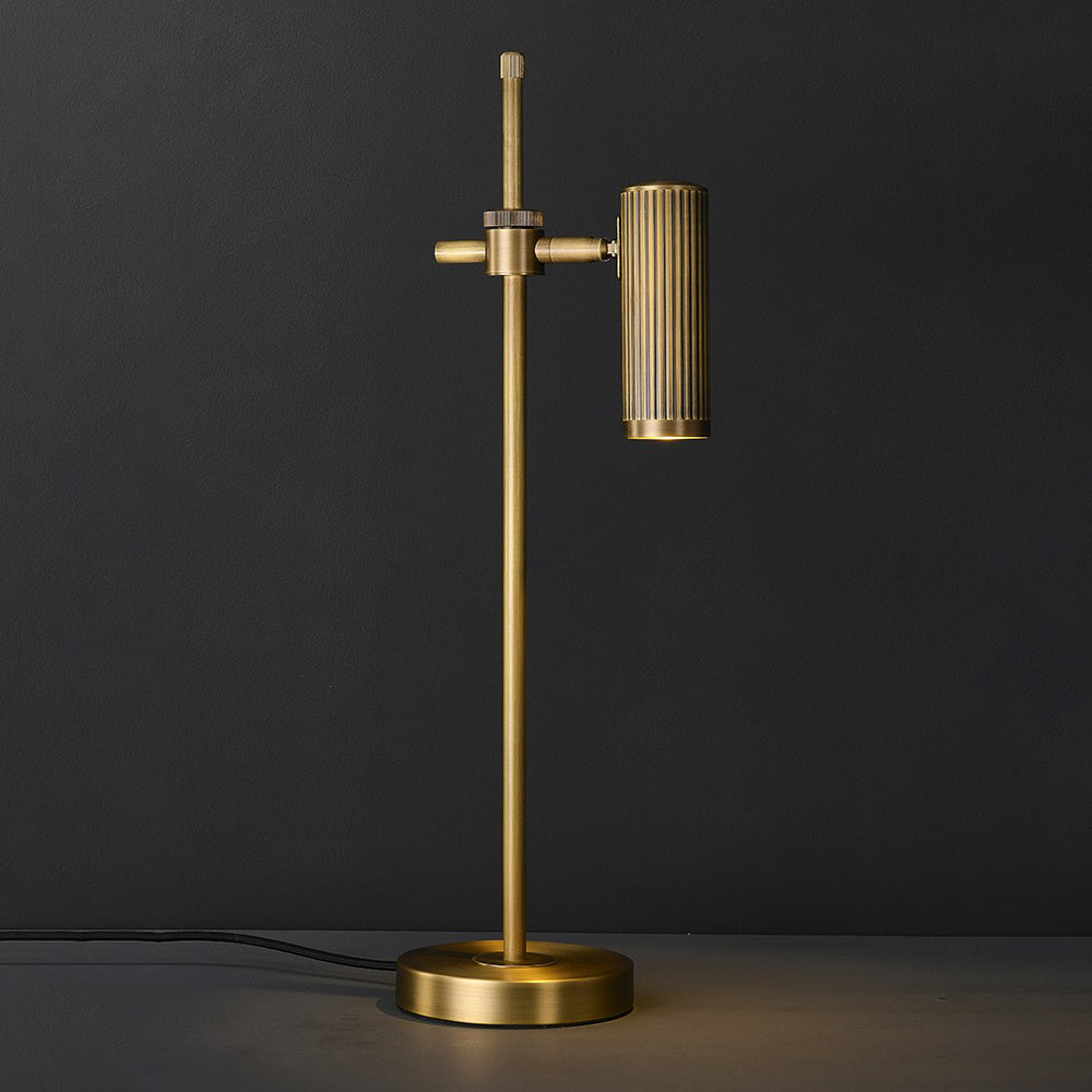 Lámpara de Mesa de Cobre Elegante con Base de Cobre y Diseño Minimalista 7