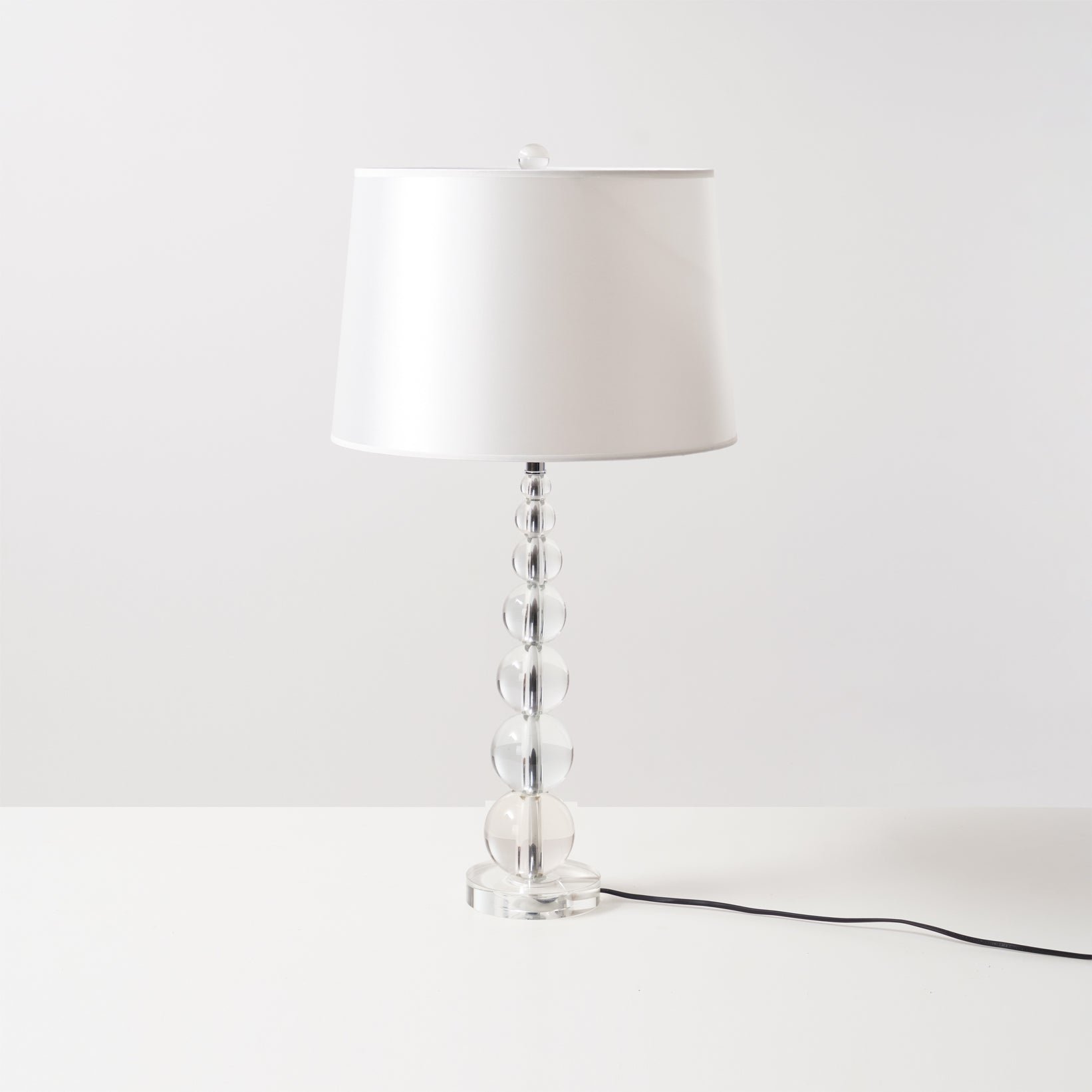 Lámpara de Mesa de Cristal con Pantalla de Lino – Diseño Elegante y Moderno 7