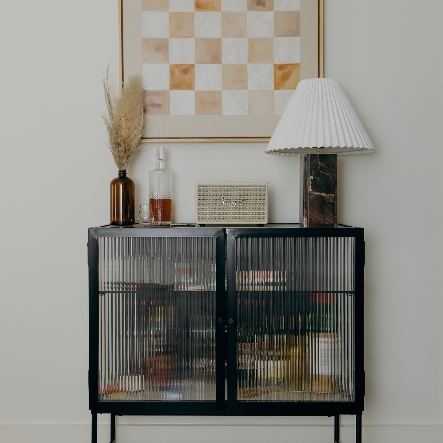 Lámpara de Mesa de Mármol Bianca con Pantalla de Tela Plisada – Iluminación Elegante para Hogar y Oficina 8