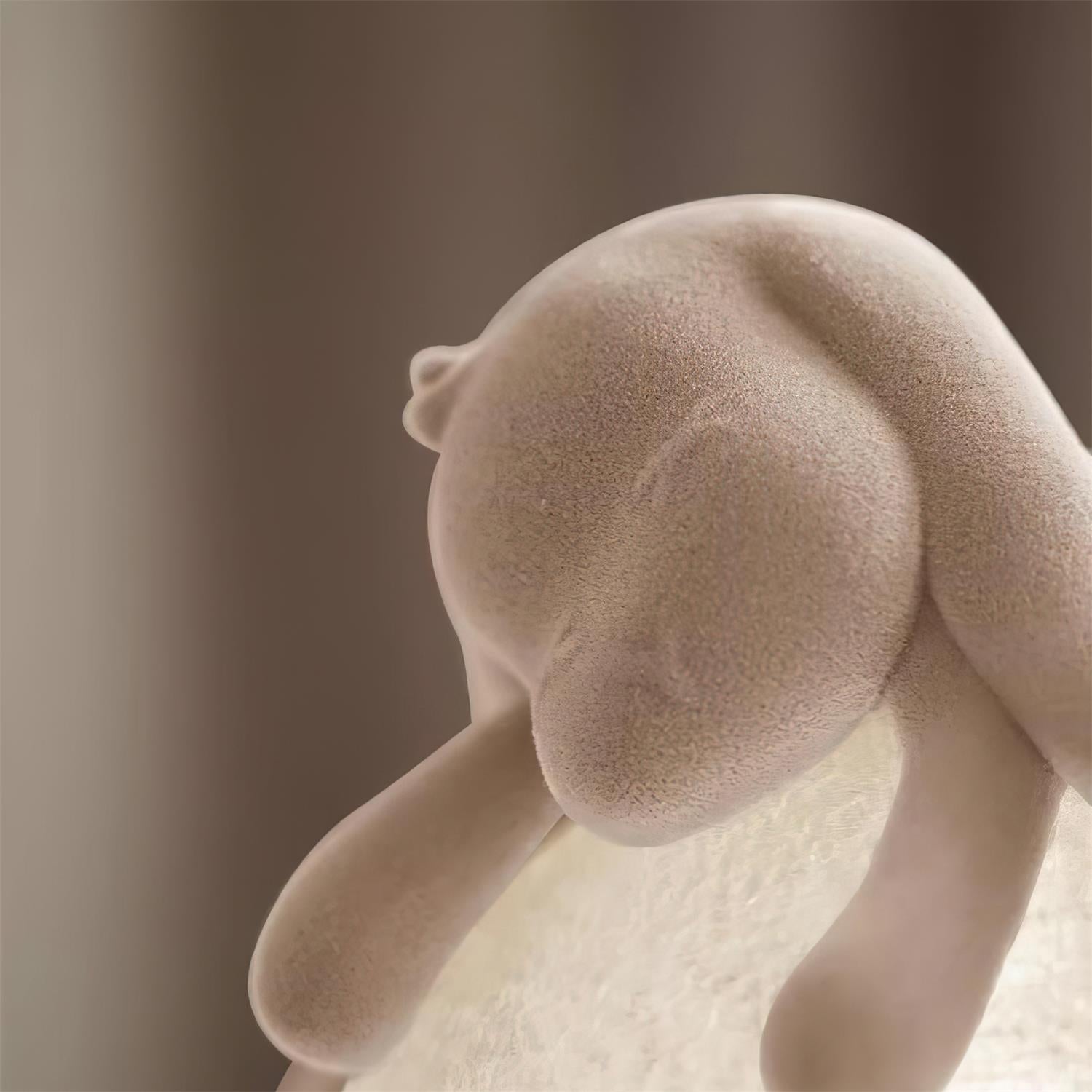 Lámpara de Mesa de Resina con Diseño de Conejo Tierno en Rosa Albaricoque – Lámpara Sobremesa Moderna Minimalista para Interior 4