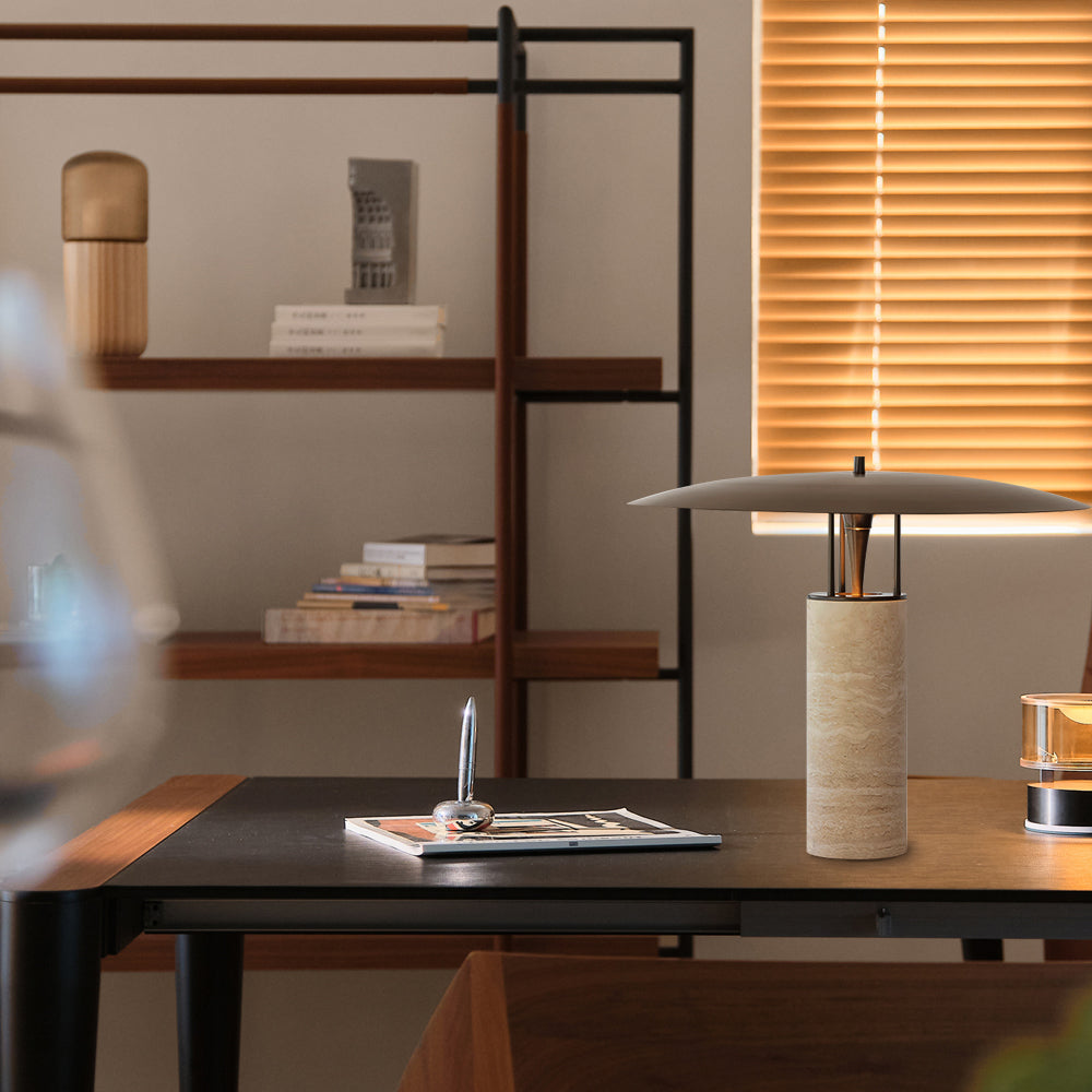 Lámpara de Mesa de Travertino Amarillo con Diseño Elegante y Luz LED Integrada 7
