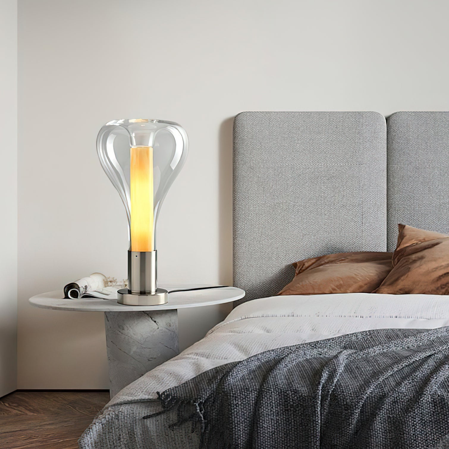 Lámpara de Mesa de Vidrio Beaker con Diseño Único y Luz Cálida – Tamaño Estándar 5