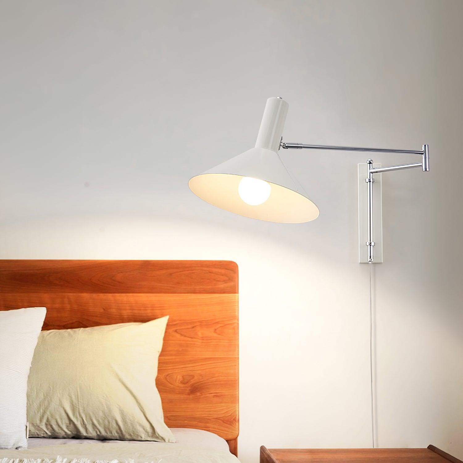 Lámpara de Pared Ajustable Peak 360° en Blanco, Negro y Rojo - Aplique de Pared Ideal para Baños y Ambientes Húmedos 3