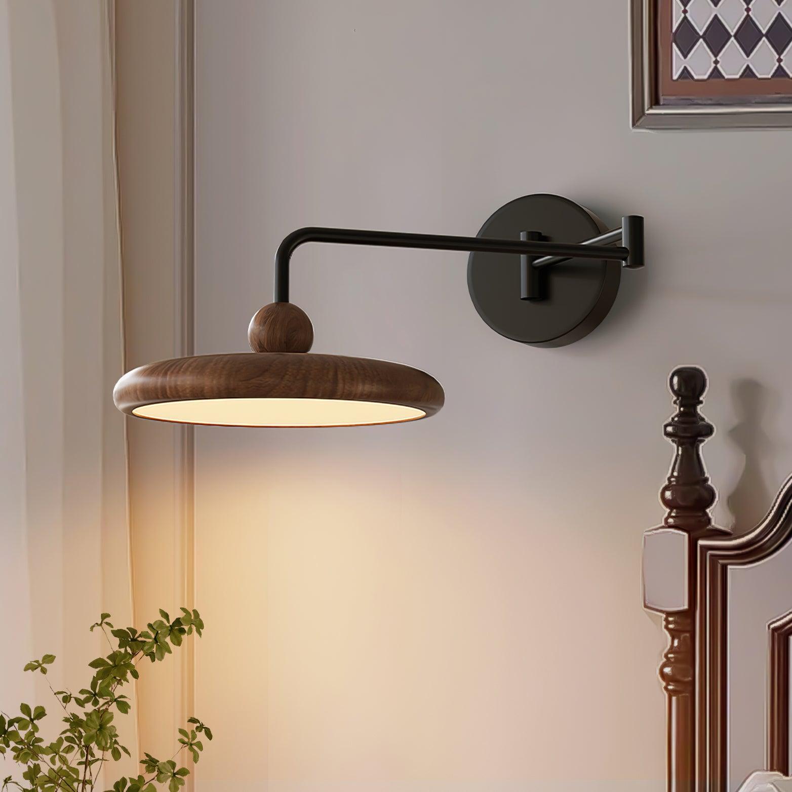 Lámpara de Pared Ajustable con Diseño Moderno y Luz LED Integrada – Color Negro y Madera 2