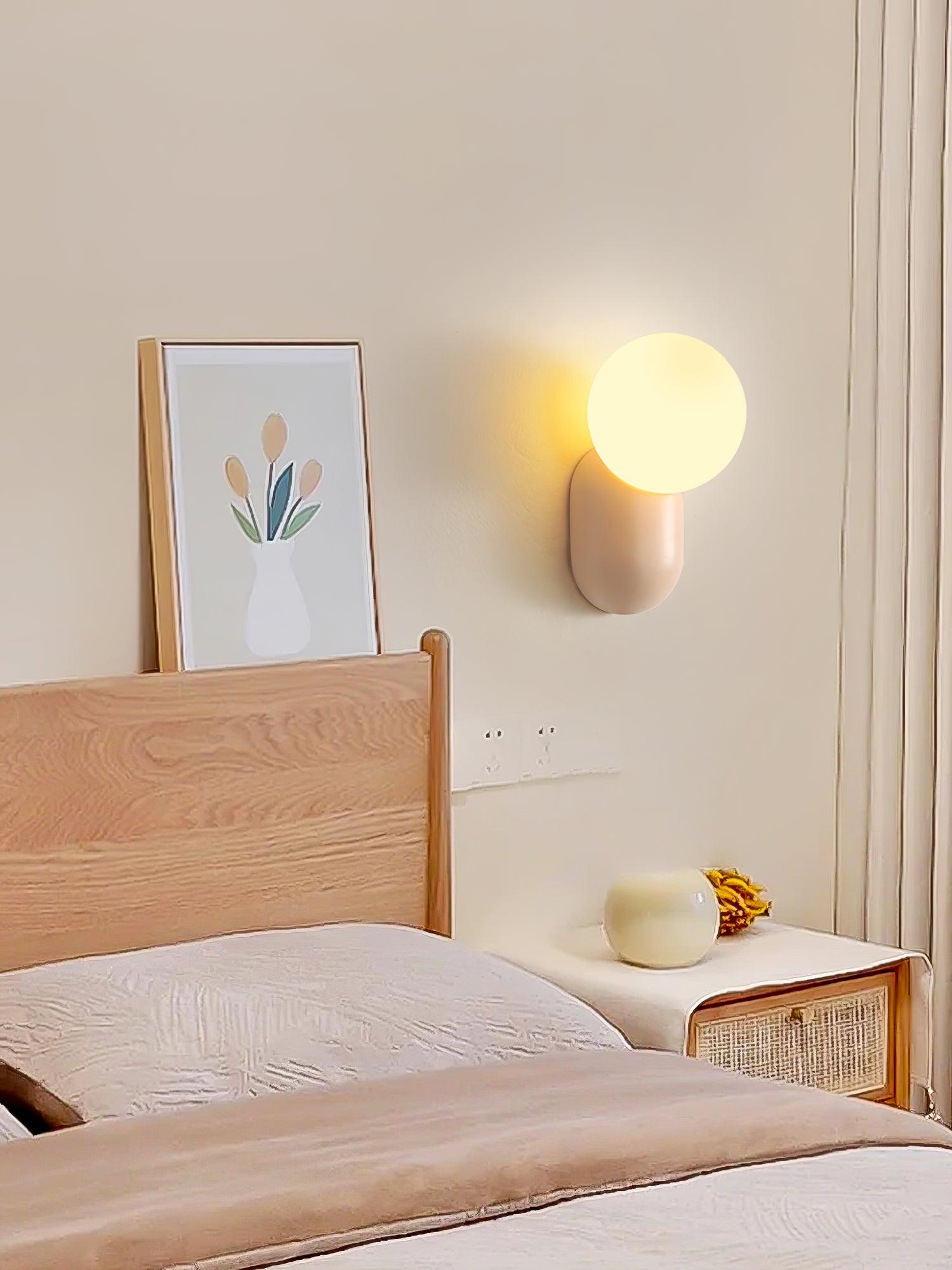 Lámpara de Pared Cantilever con Diseño Esférico y Acabado en Resina – Ideal para Interiores y Exteriores 7