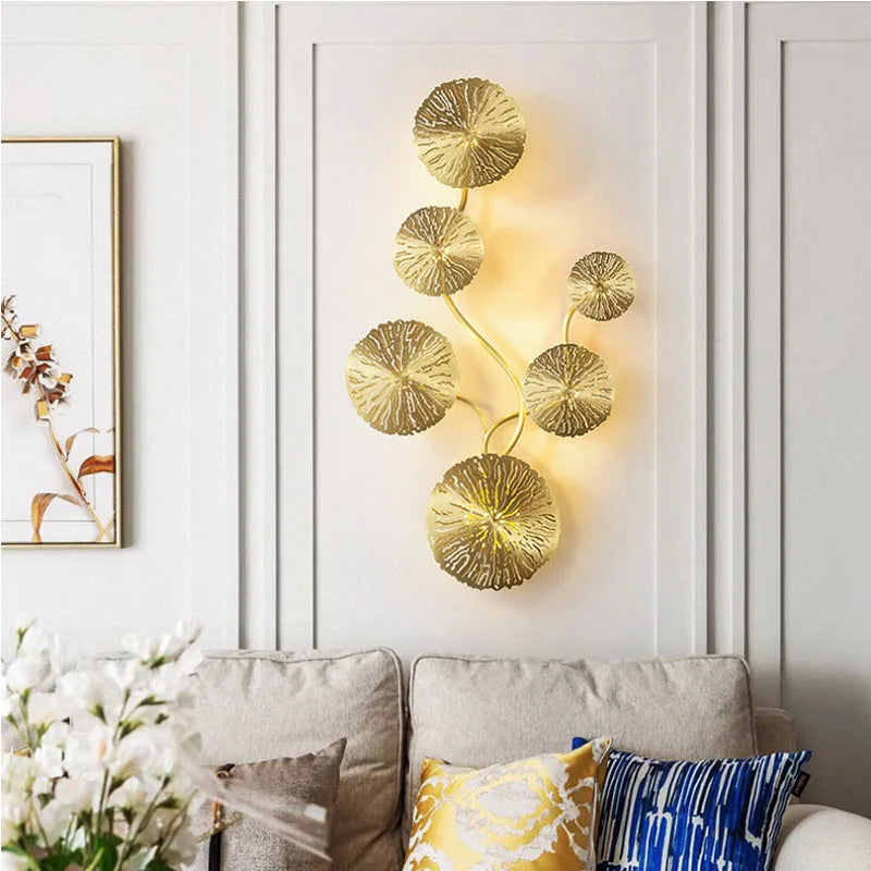 Lámpara de Pared Elegante de Metal y Vidrio – LumoGlow con Luz Cálida y Diseño Clásico 4