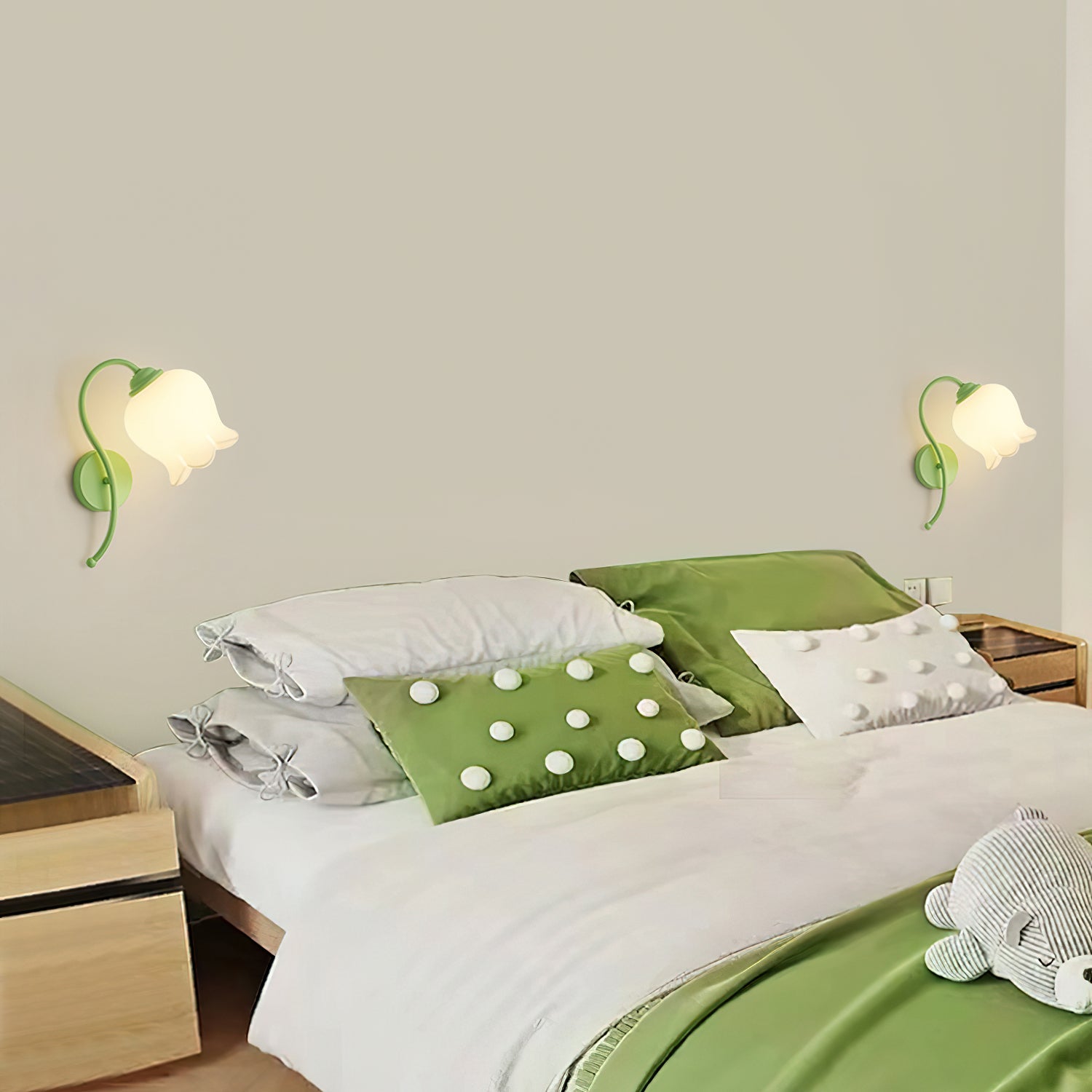 Lámpara de Pared Estilo Francesa con Pantalla Floral - Diseño Elegante y Artístico 3